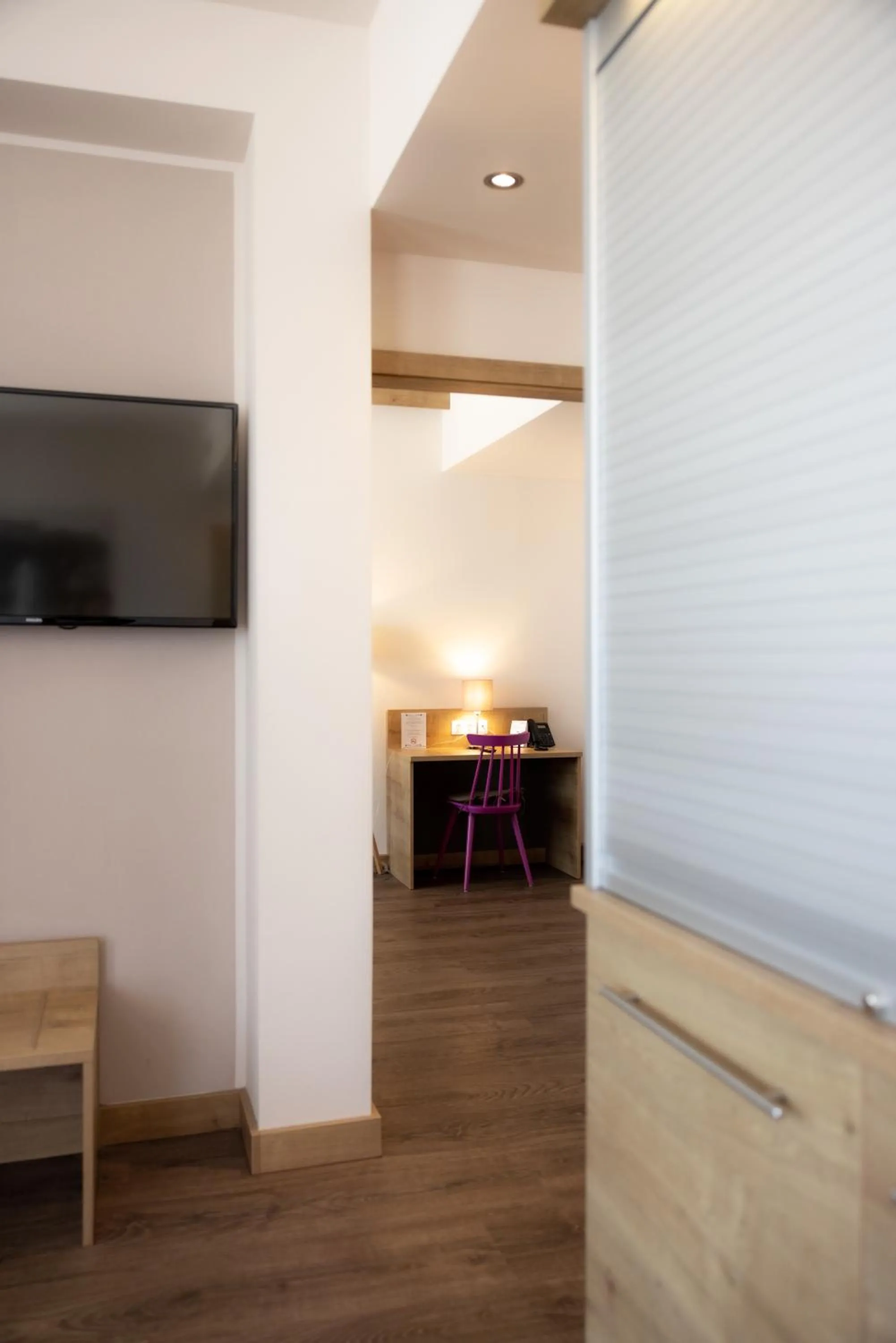 TV and multimedia in HOTEL max70