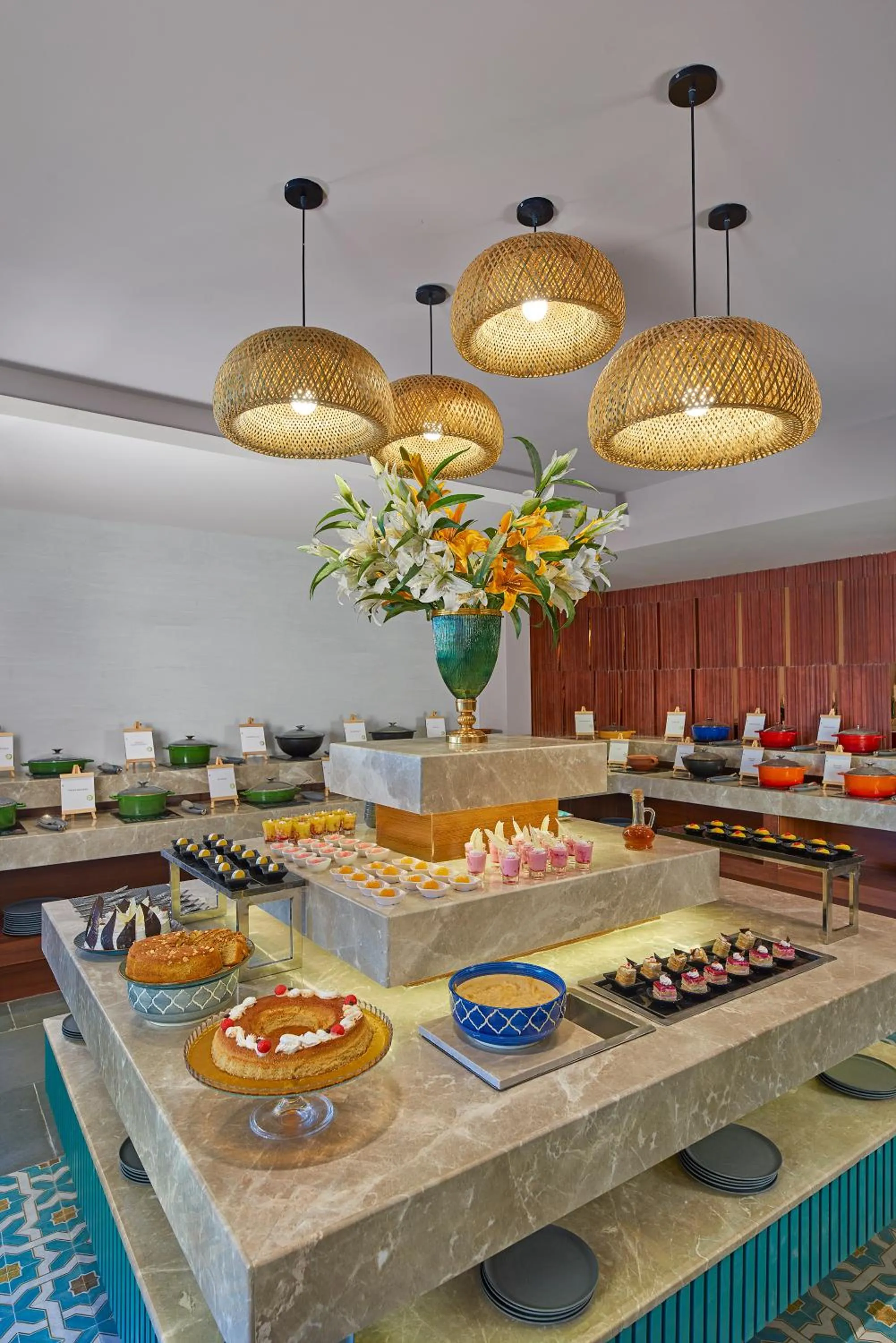 Restaurant/places to eat in Southern Star,Bangalore