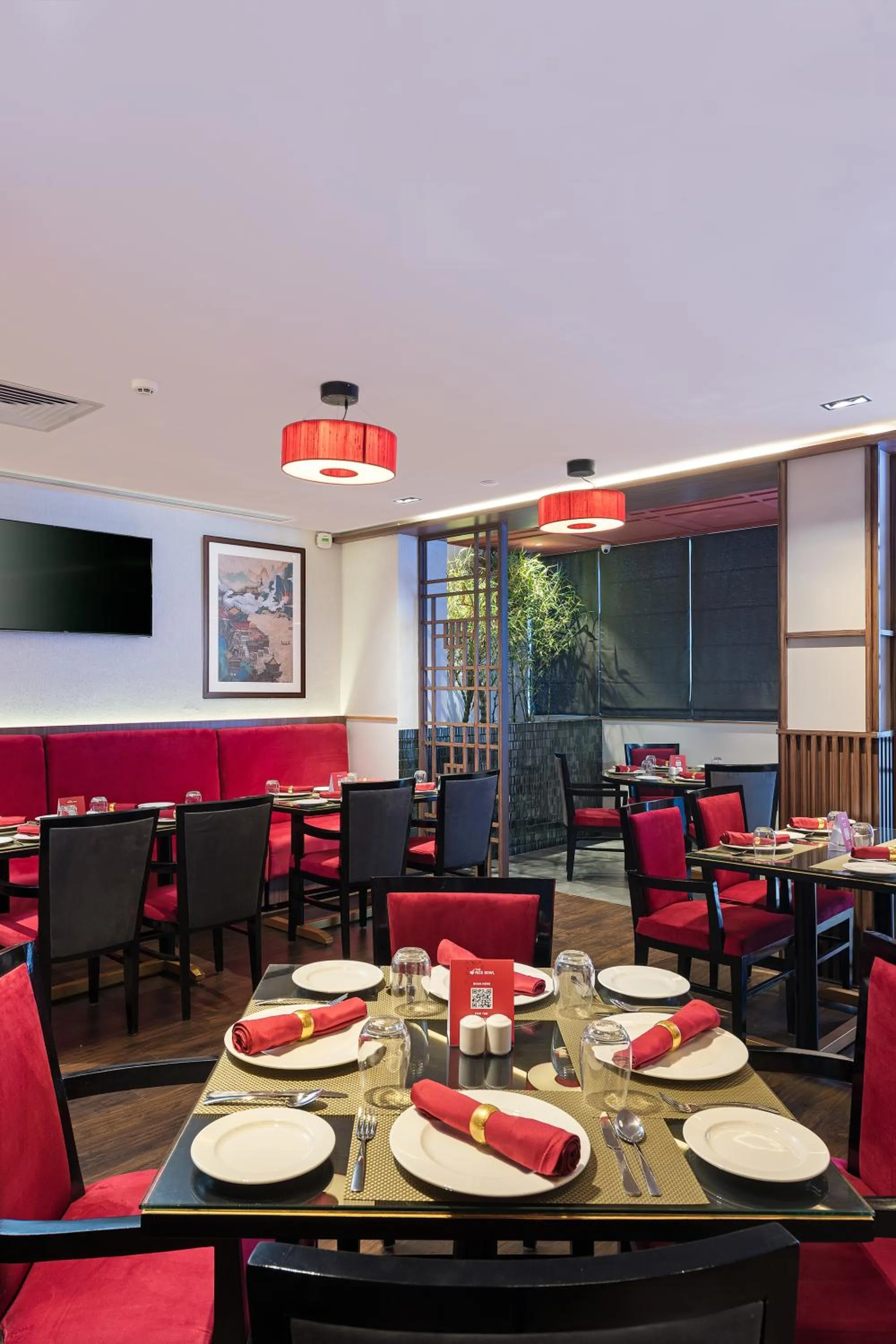 Restaurant/places to eat in Southern Star,Bangalore
