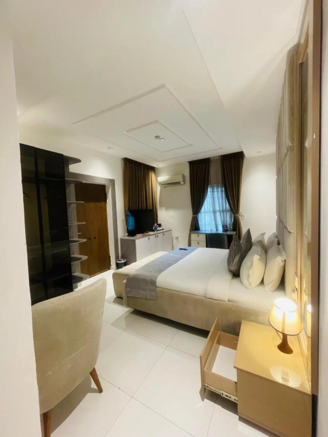 Bedroom, Bed in Proof Hotel Lekki