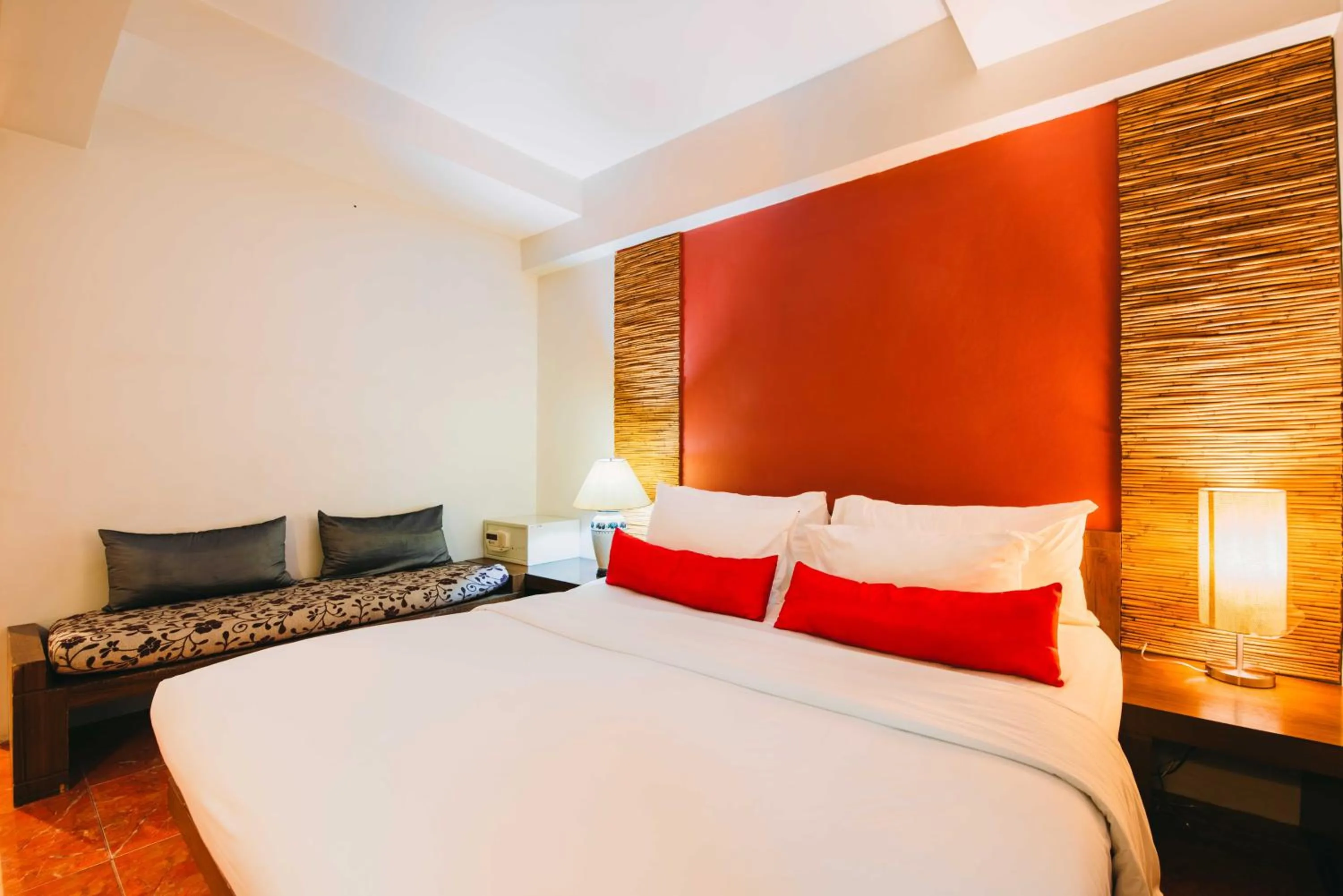 Bed in Villa Cha-Cha Banglumphu