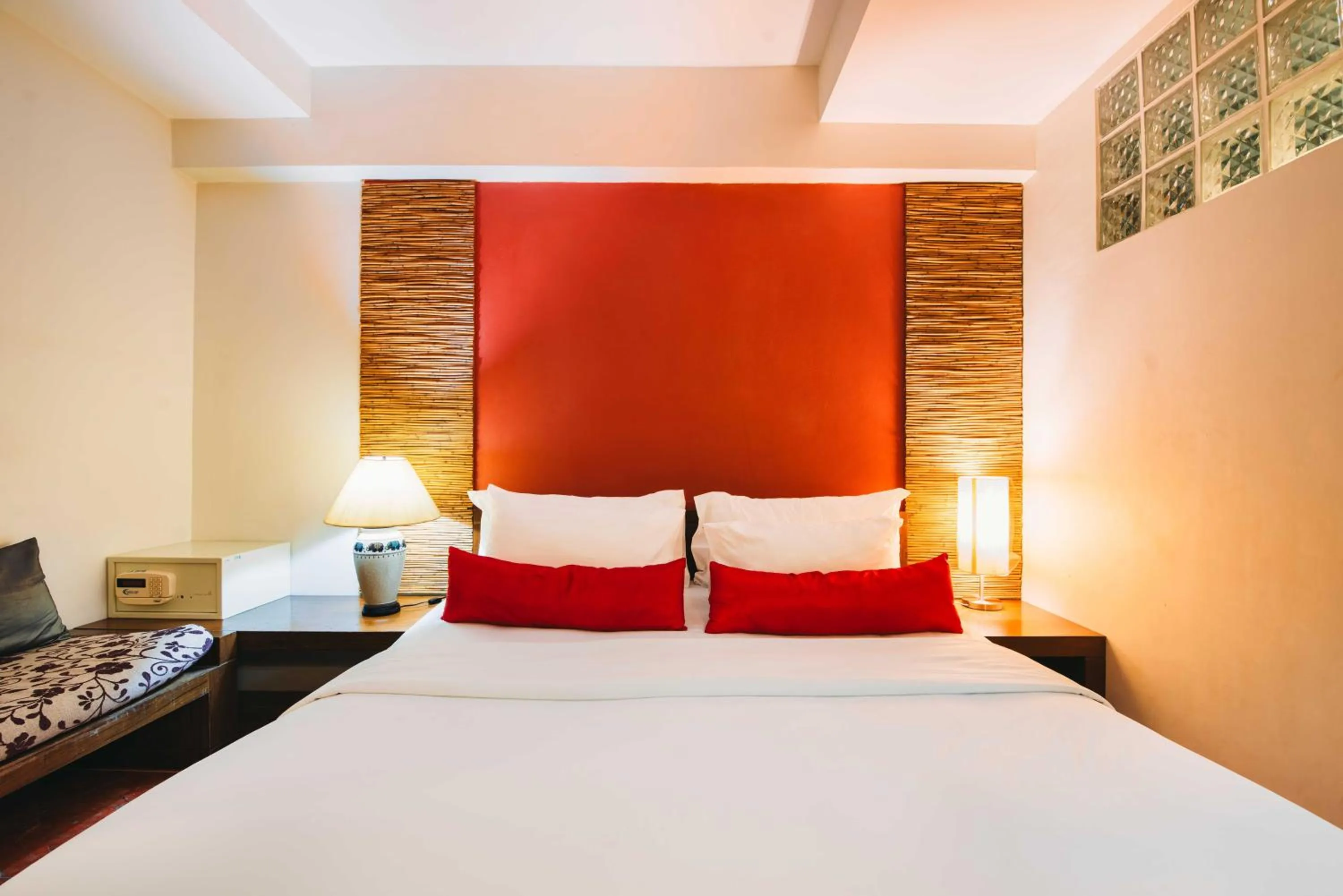 Bed in Villa Cha-Cha Banglumphu