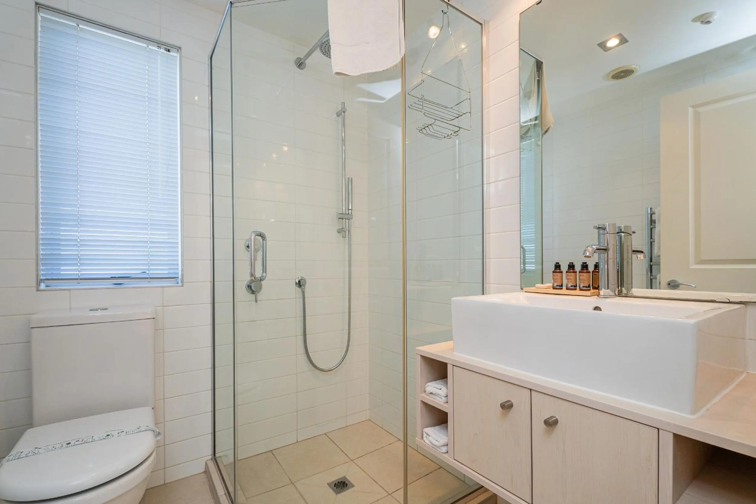 Bathroom in Crow's Nest Apartments