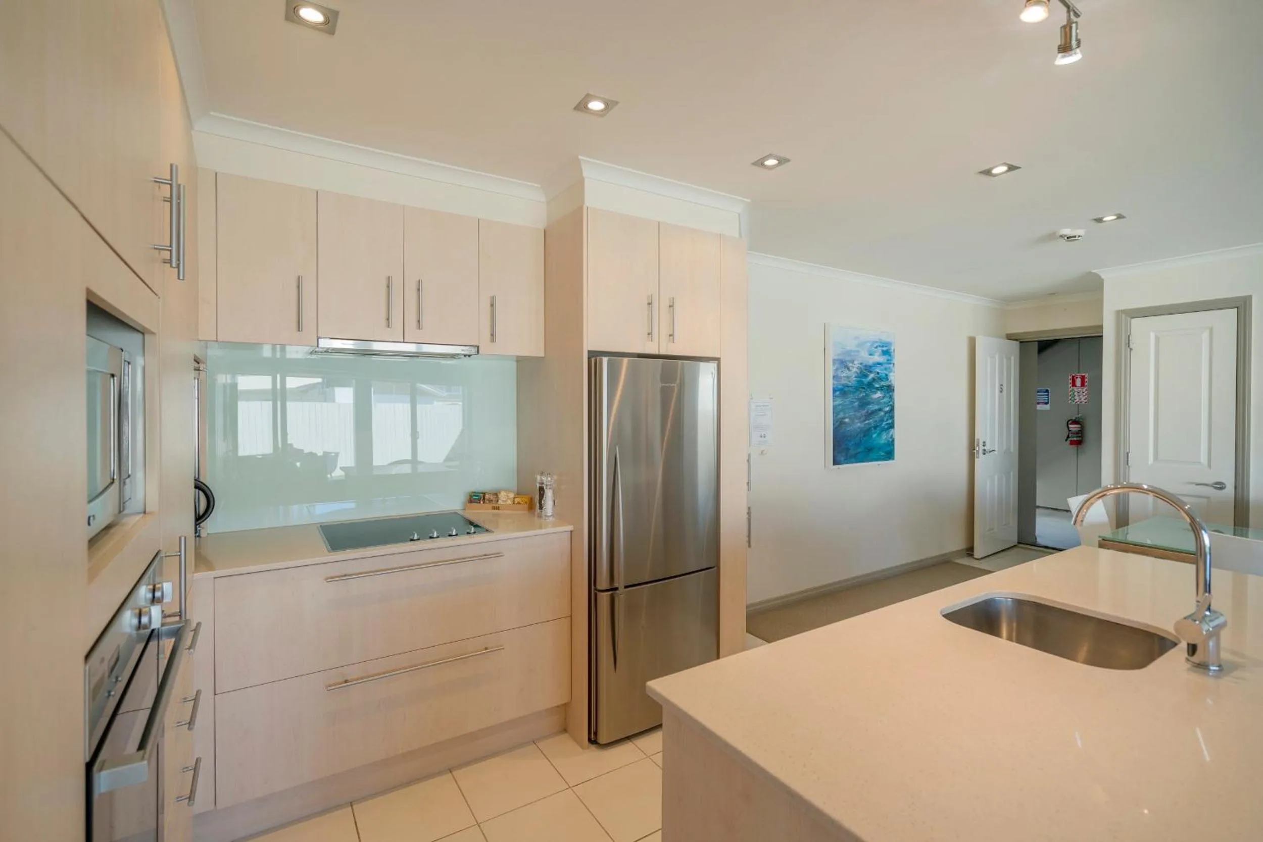 Coffee/tea facilities in Crow's Nest Apartments