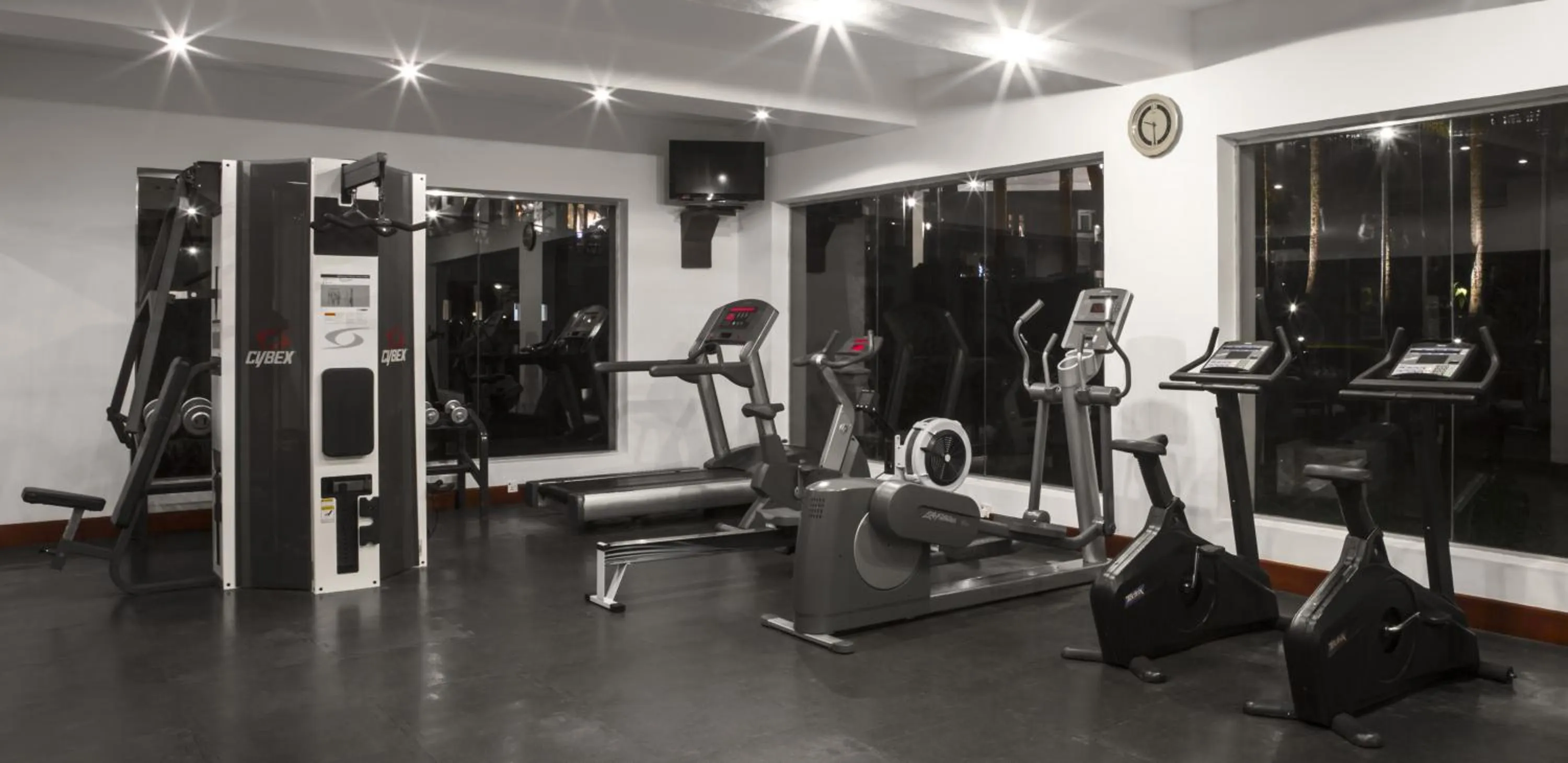Fitness centre/facilities in Royal Palms Beach Hotel