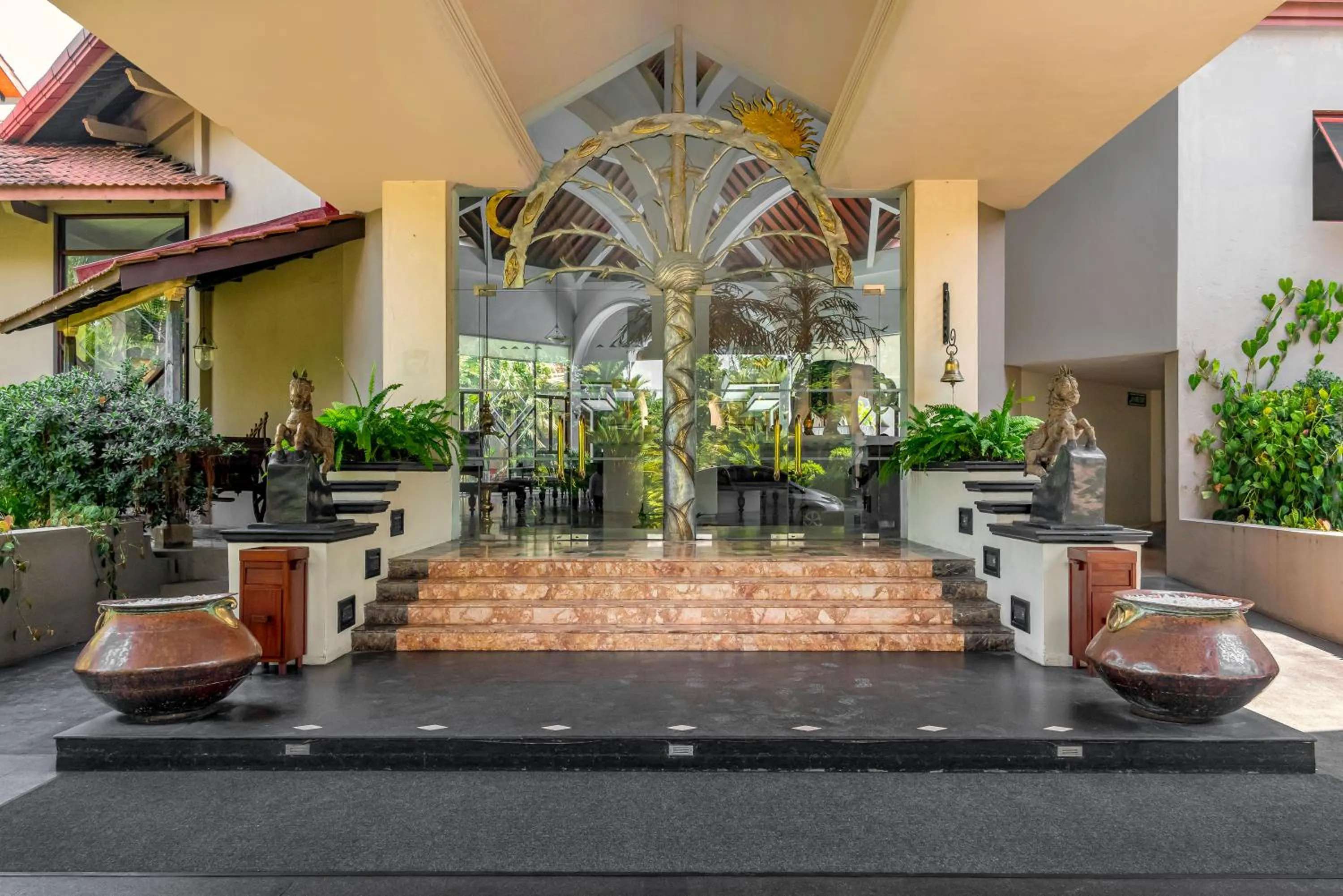 Property building in Royal Palms Beach Hotel