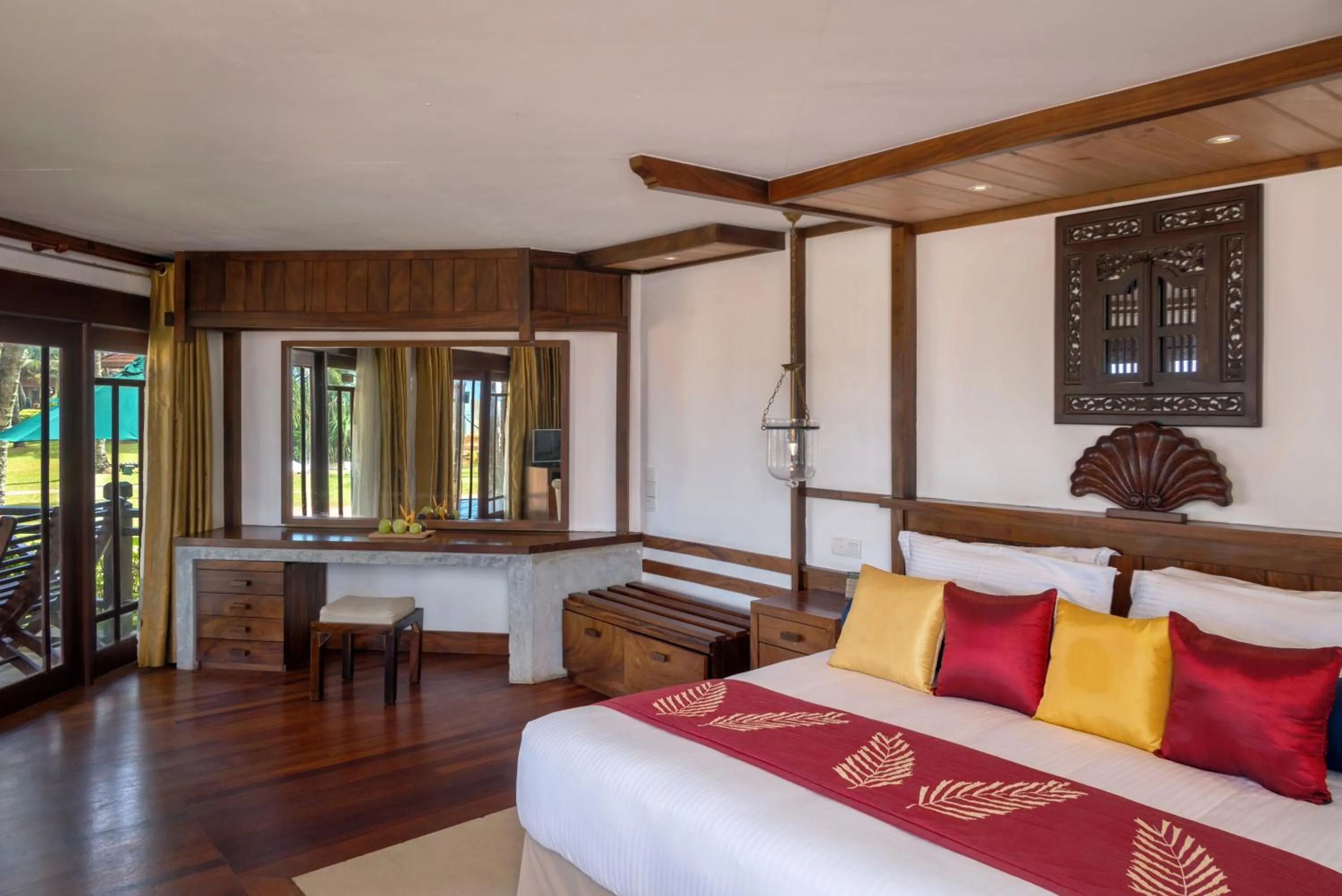 Bedroom in Royal Palms Beach Hotel