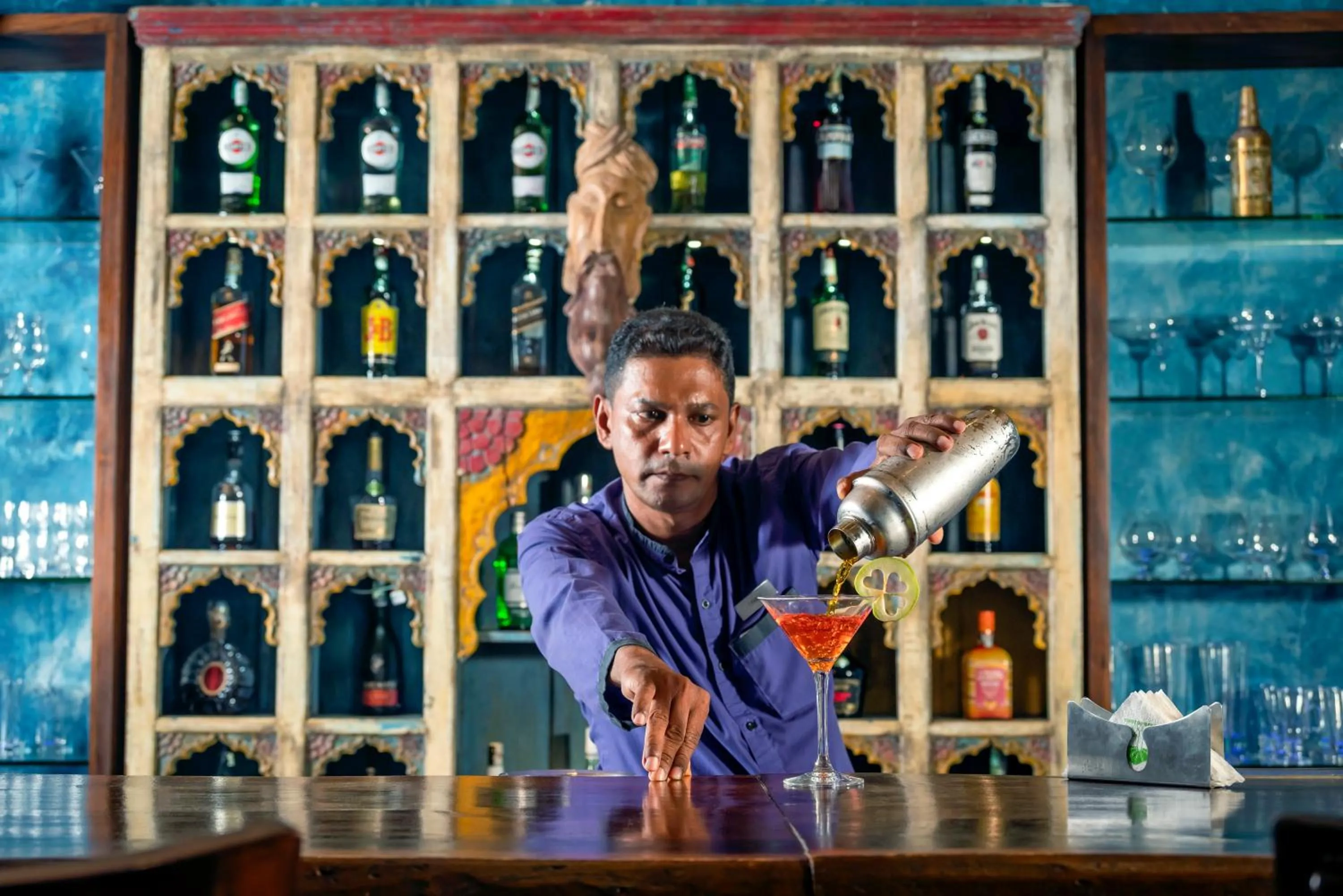 Lounge or bar in Royal Palms Beach Hotel