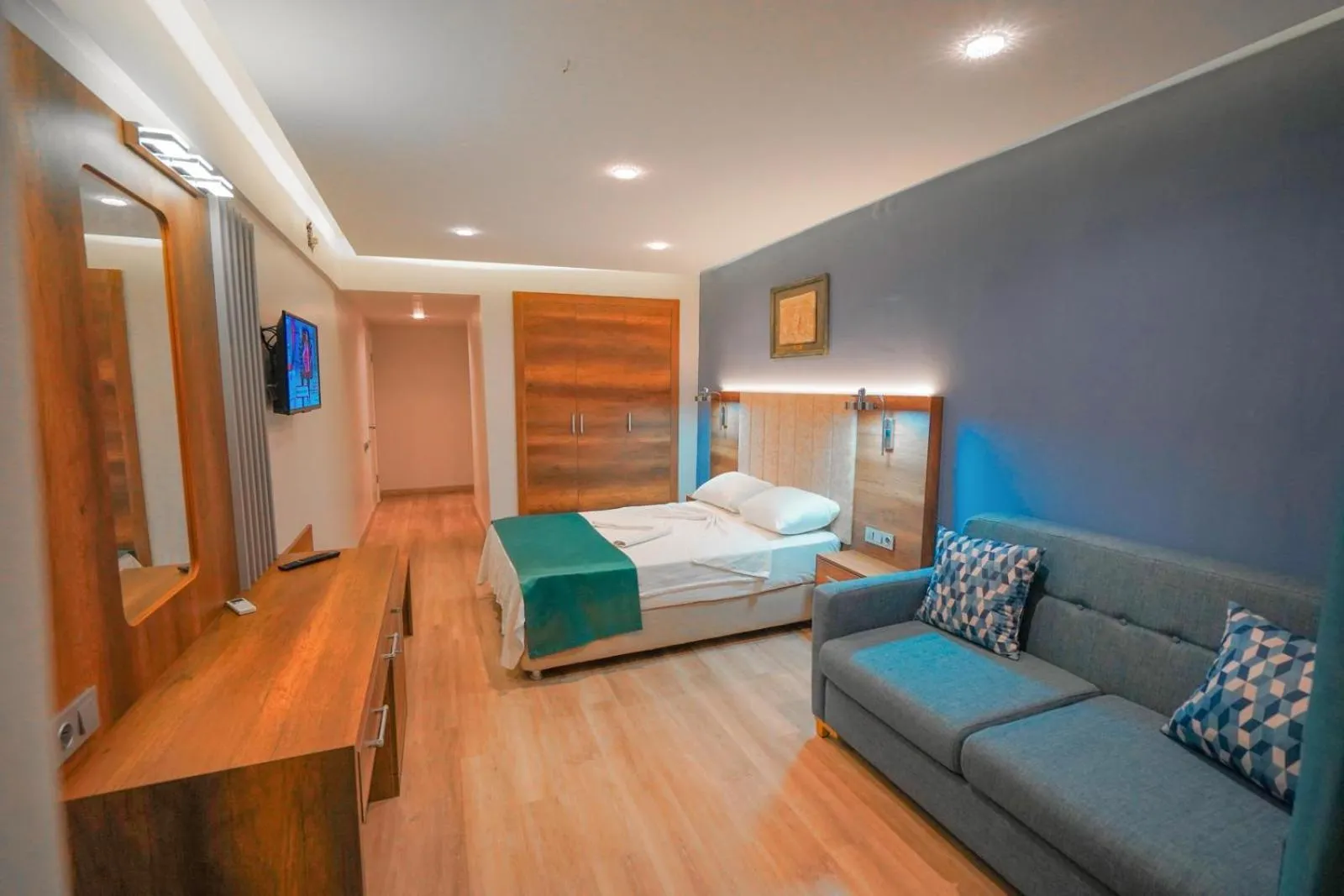 Property building, Bed in Hotel Amore