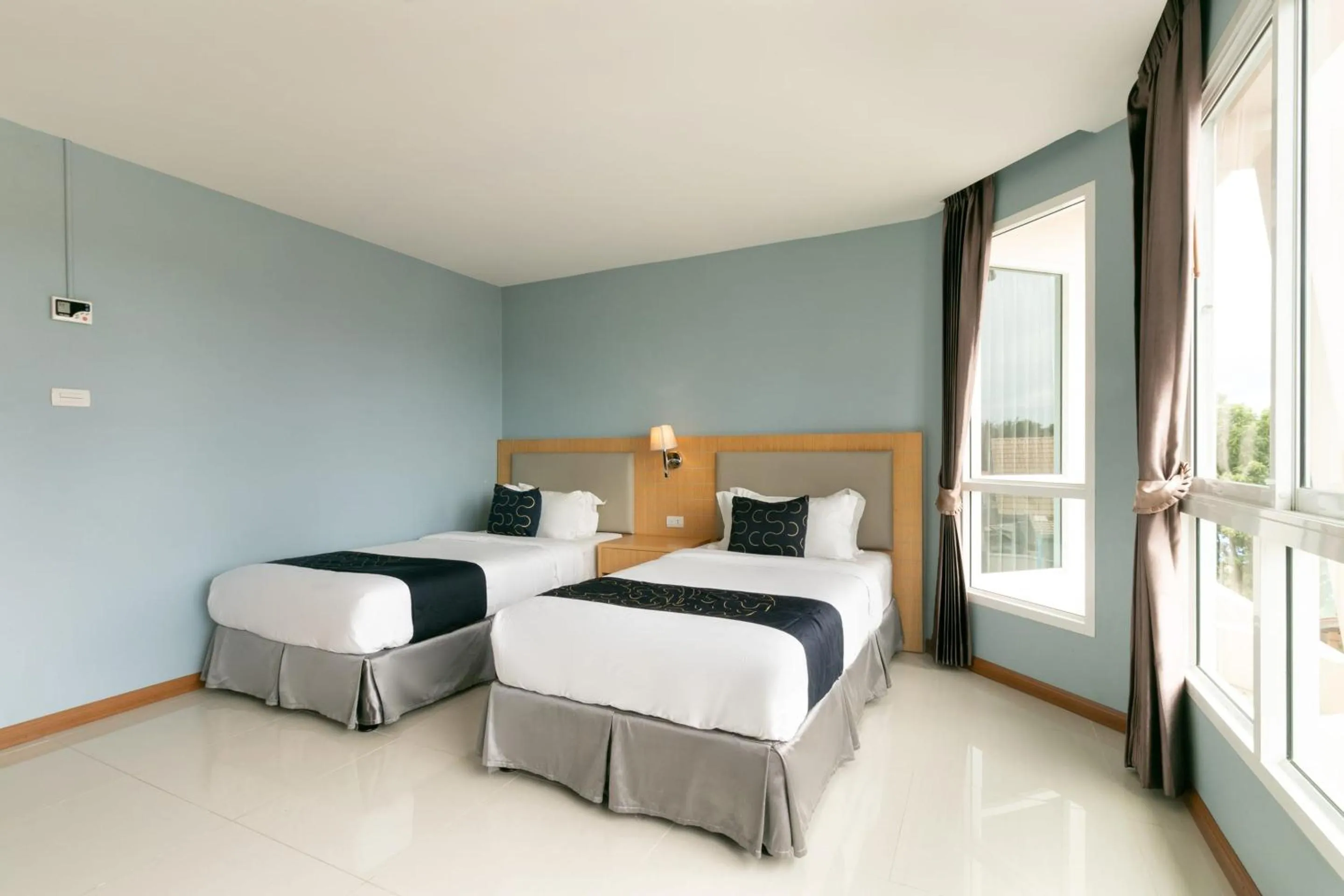 Bedroom, Bed in Golden Beach Boutique Resort