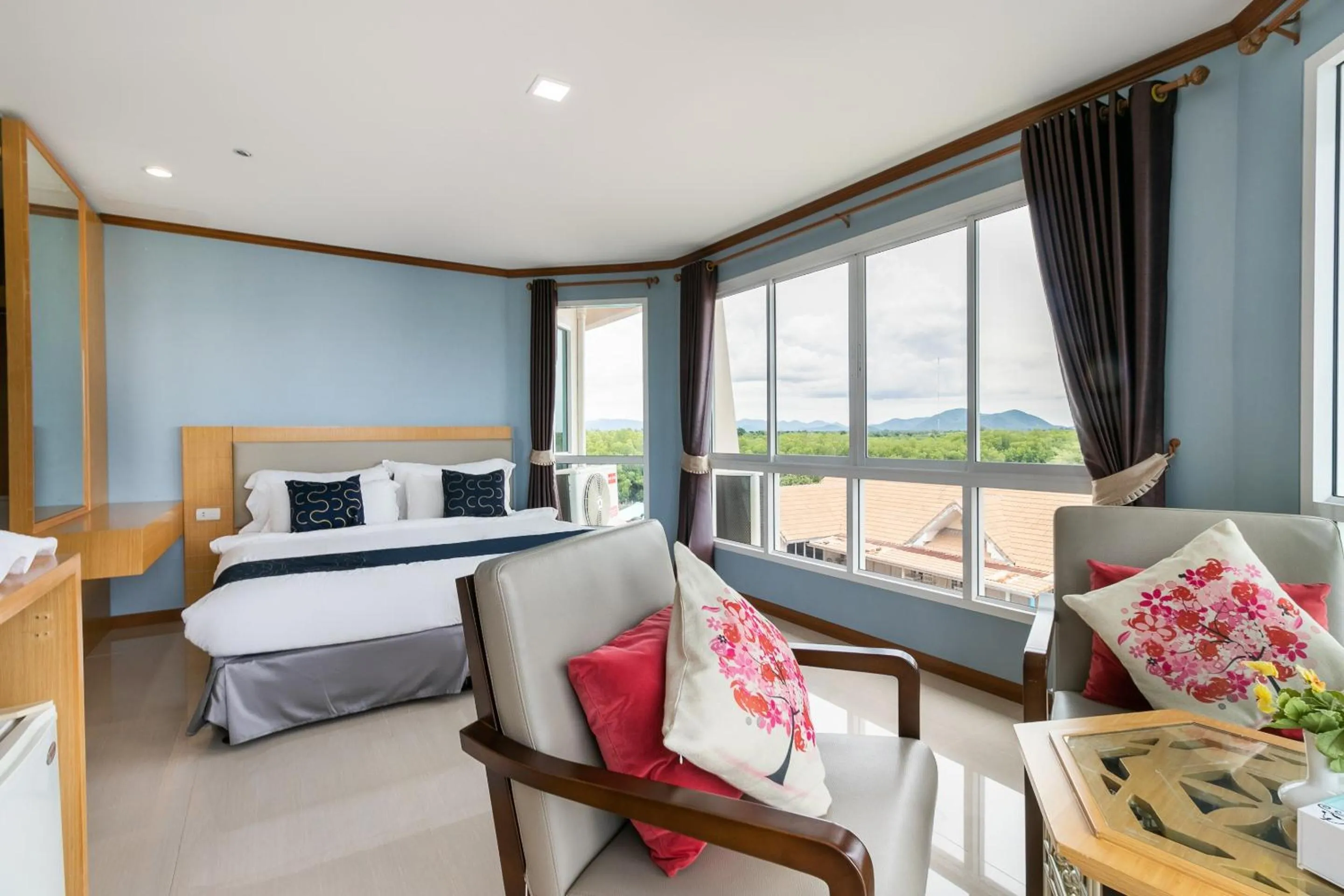 Bedroom, Bed in Golden Beach Boutique Resort