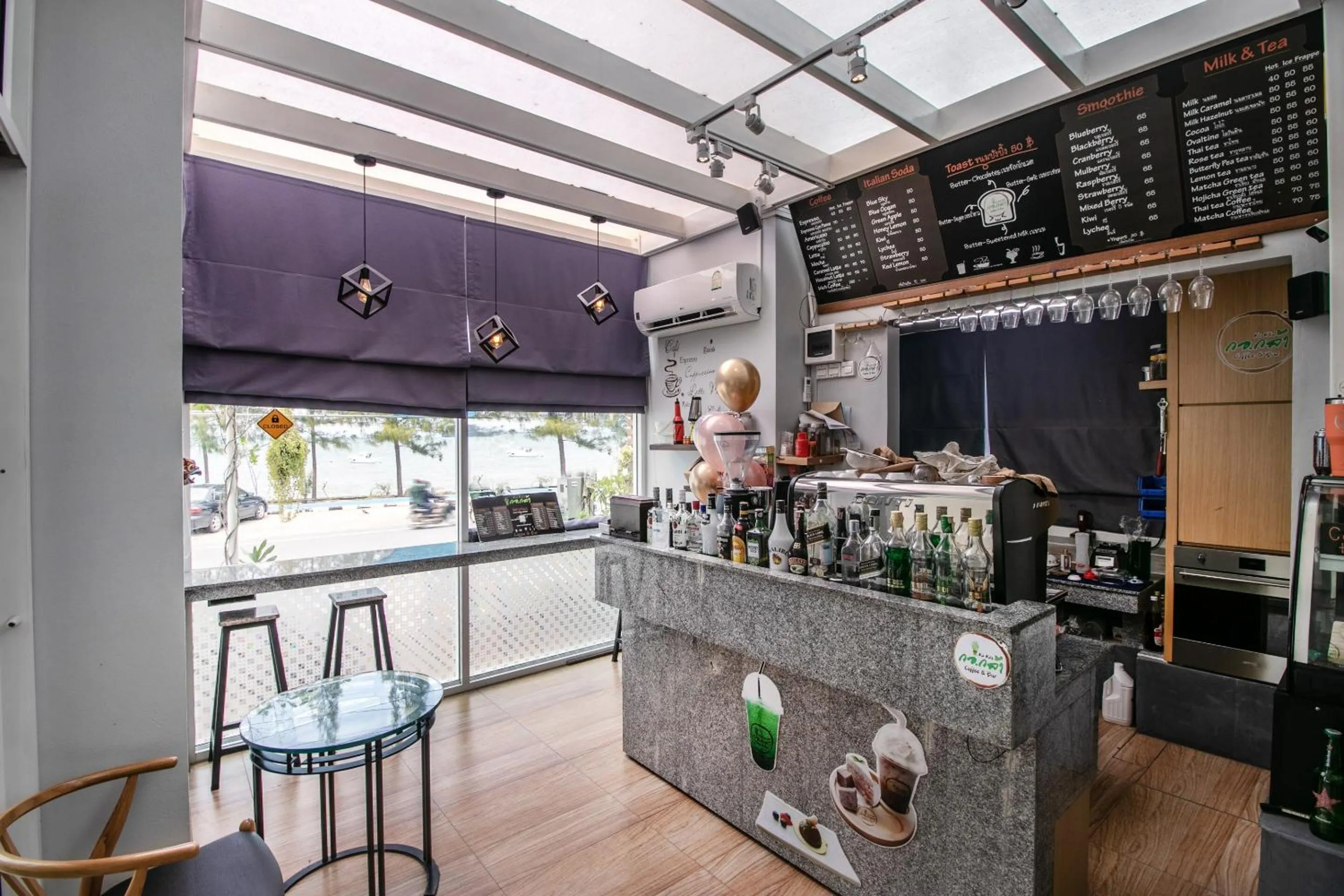Dining area in Golden Beach Boutique Resort