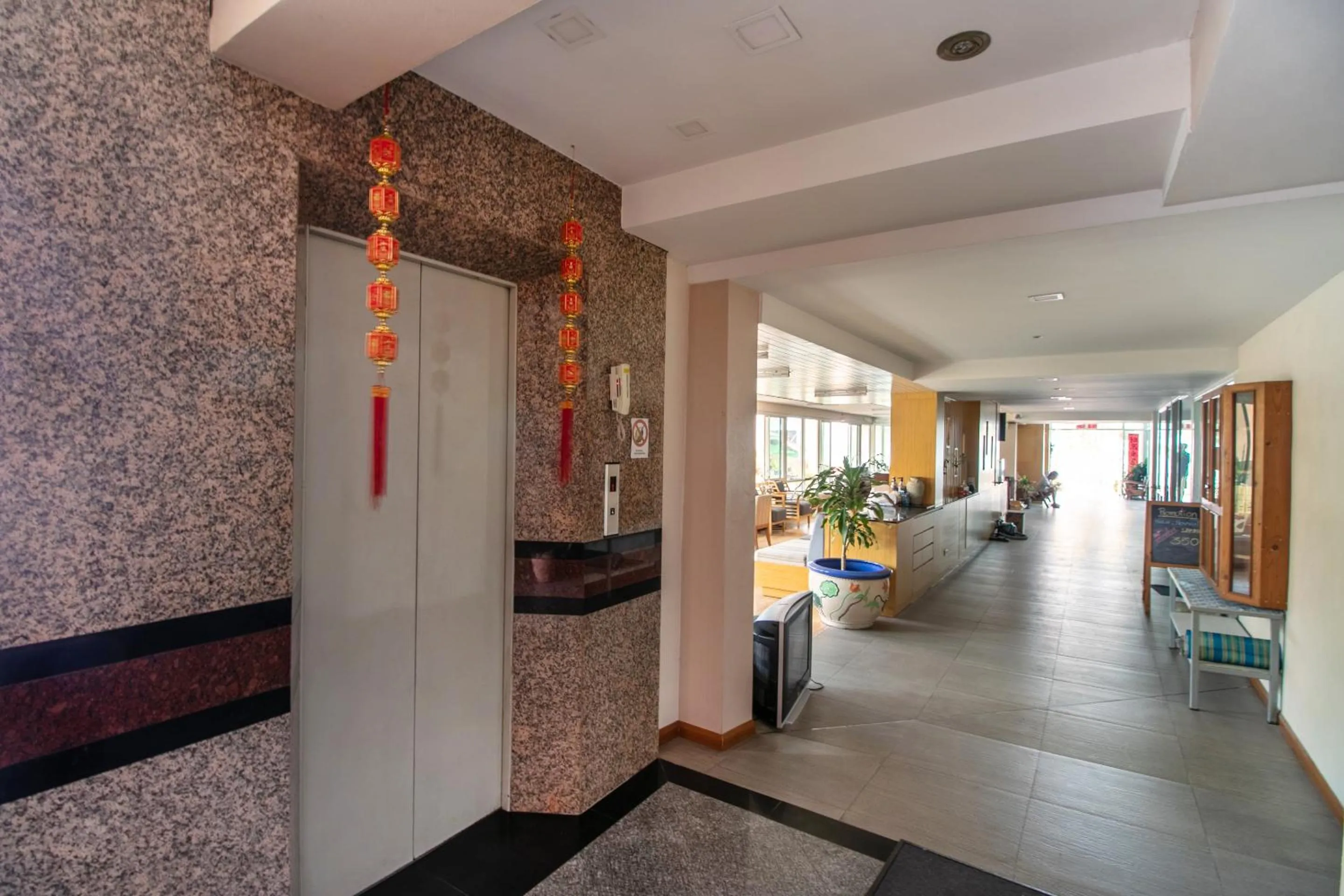 Lobby or reception in Golden Beach Boutique Resort