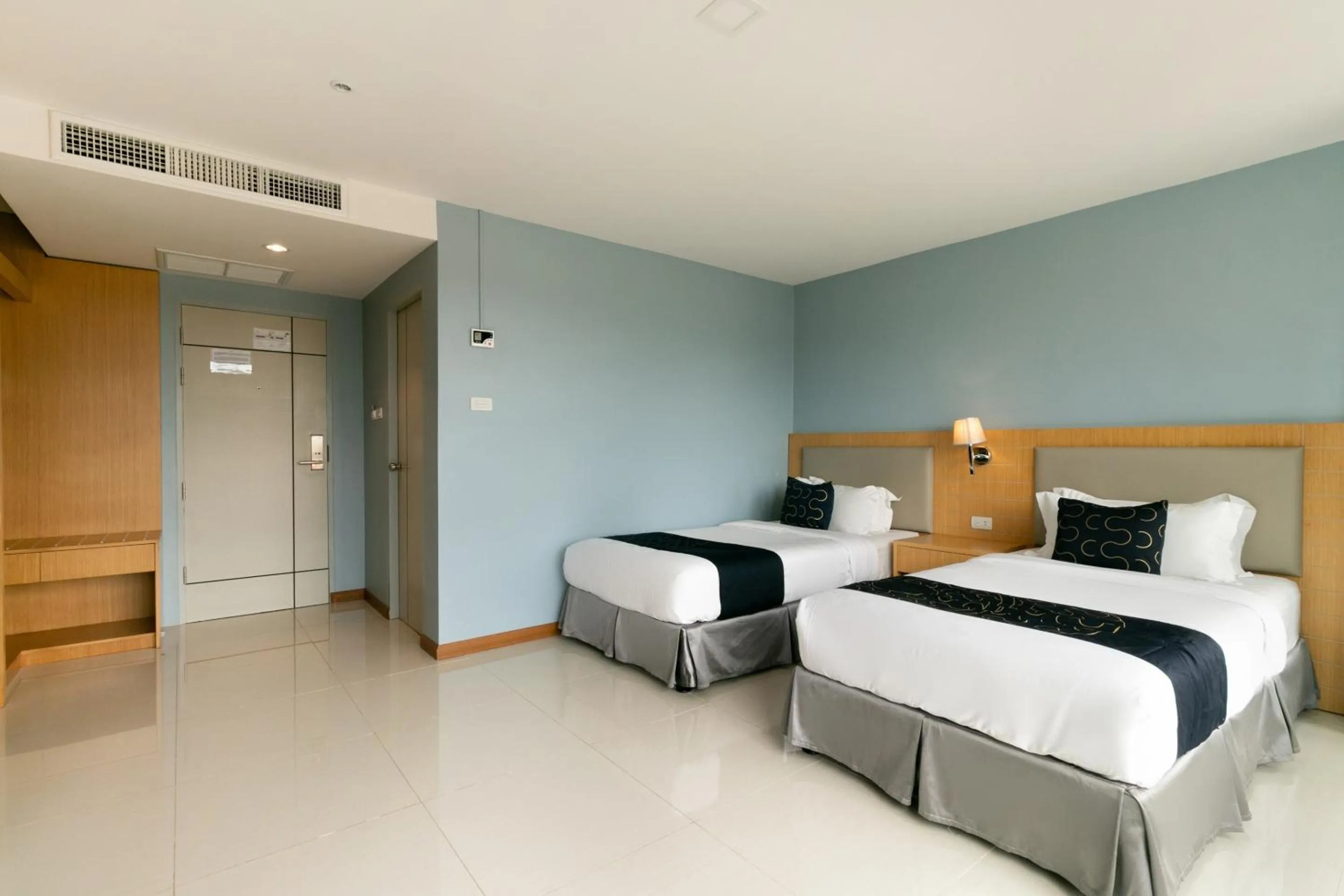 Bedroom, Bed in Golden Beach Boutique Resort