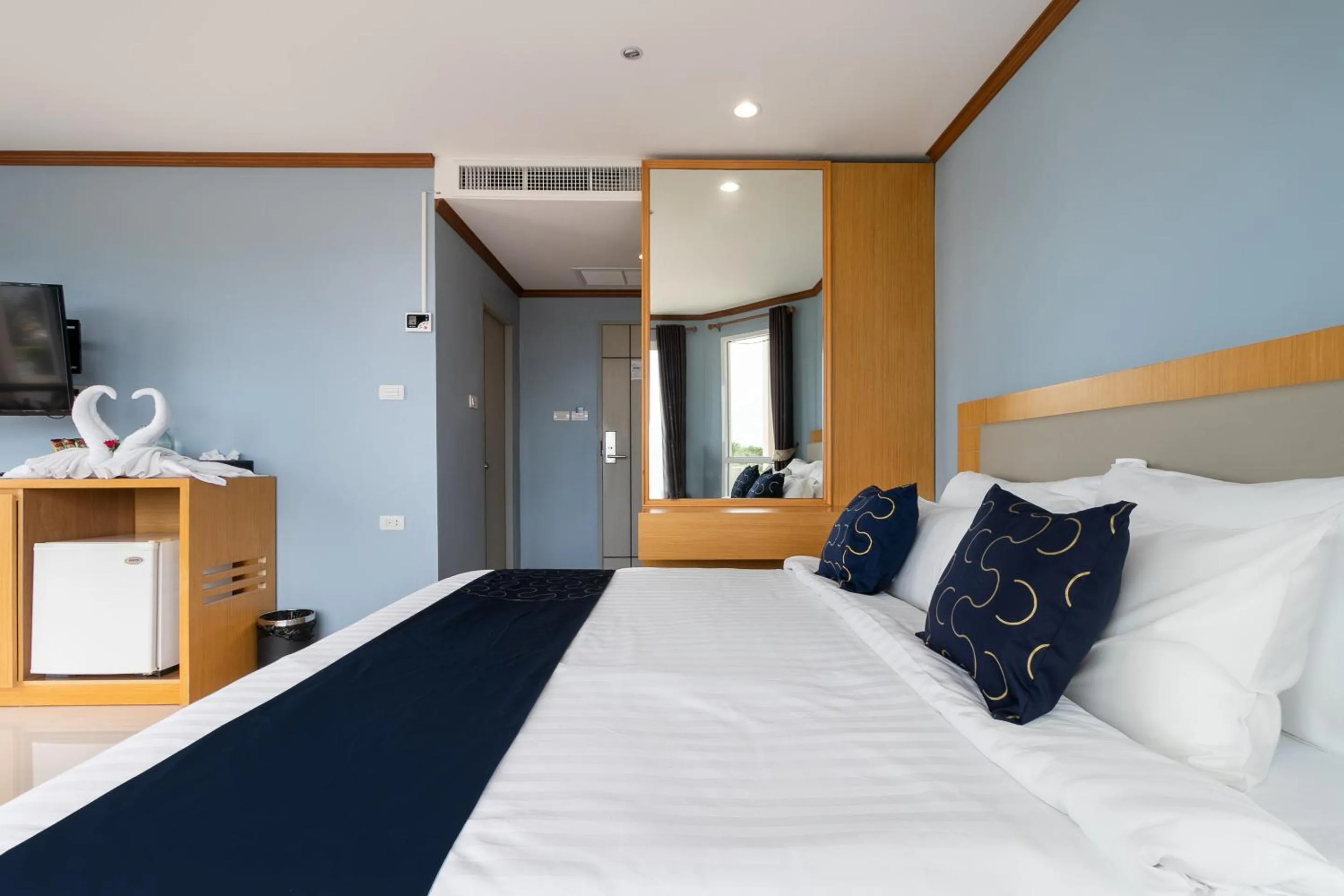 Bedroom, Bed in Golden Beach Boutique Resort