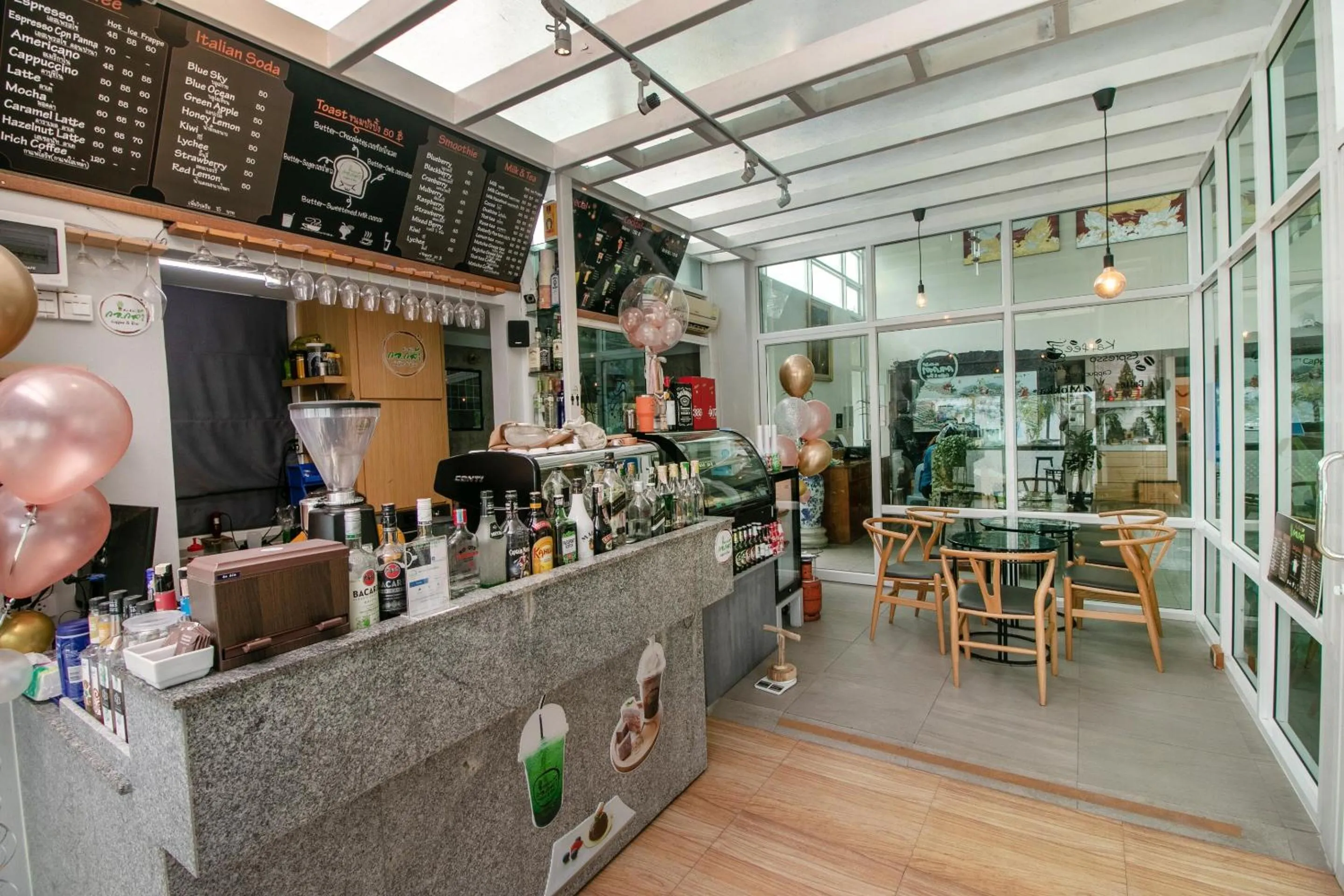 Dining area in Golden Beach Boutique Resort
