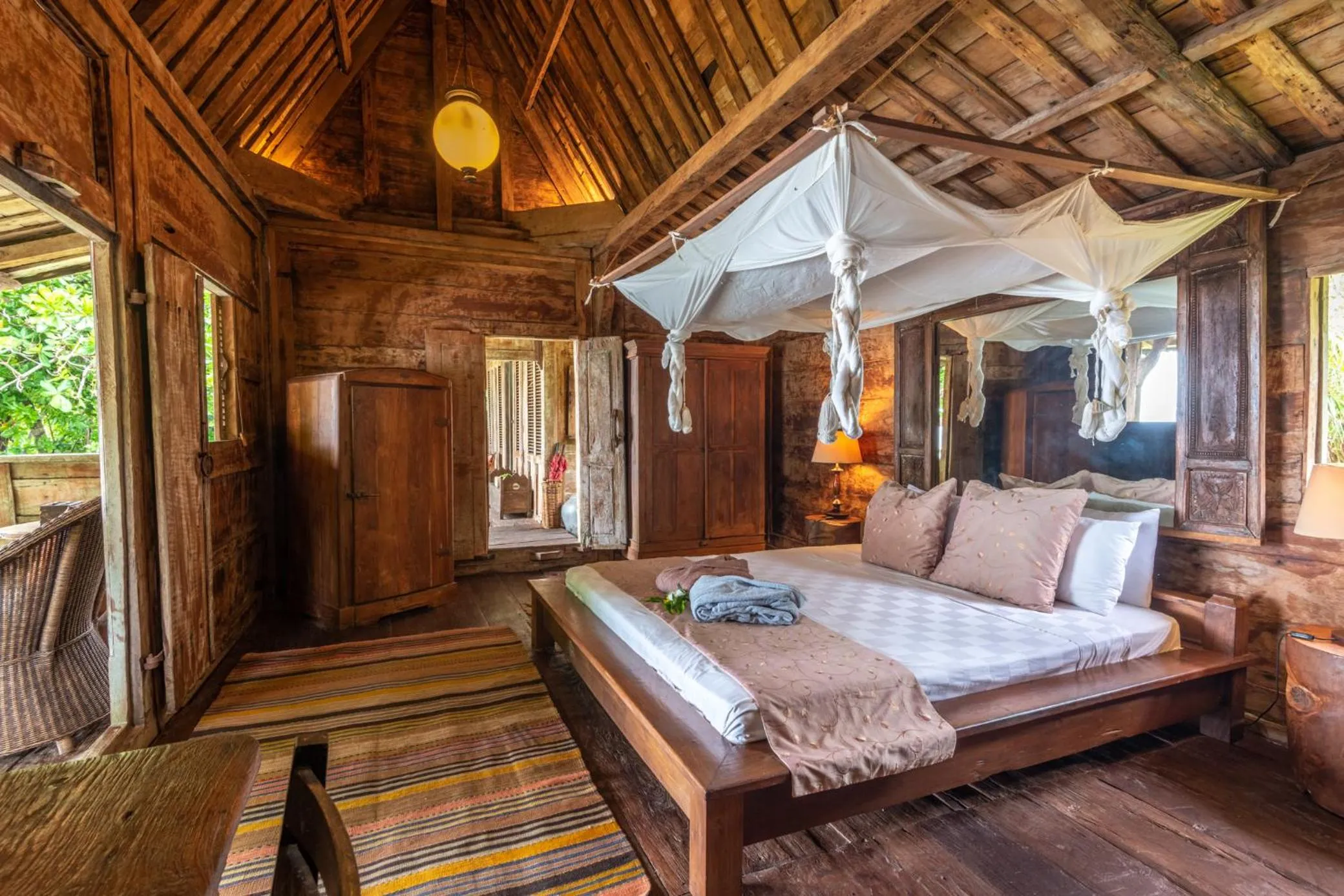 Bed in Ratua Private Island Resort