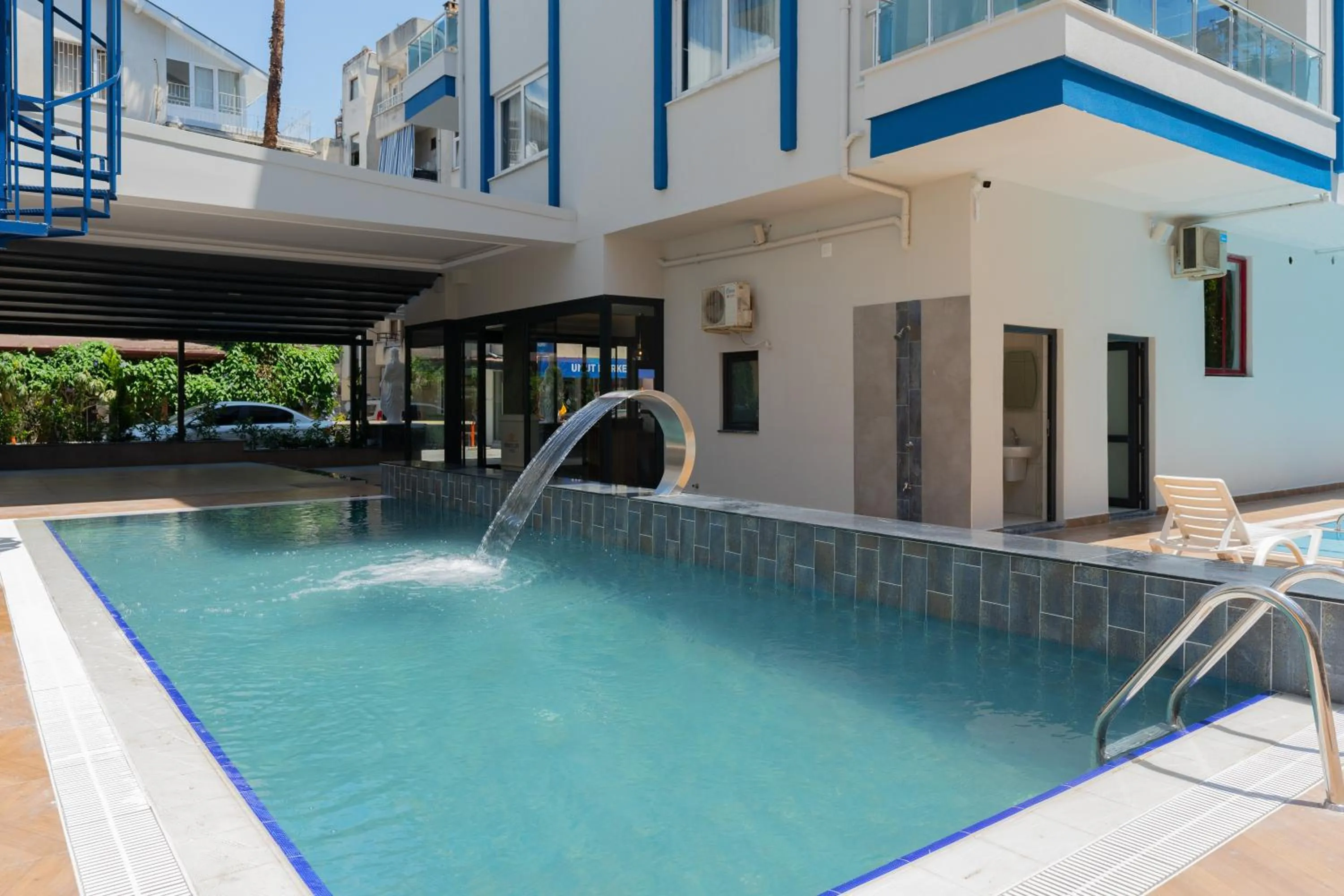 Swimming pool in Gurses Life Hotel