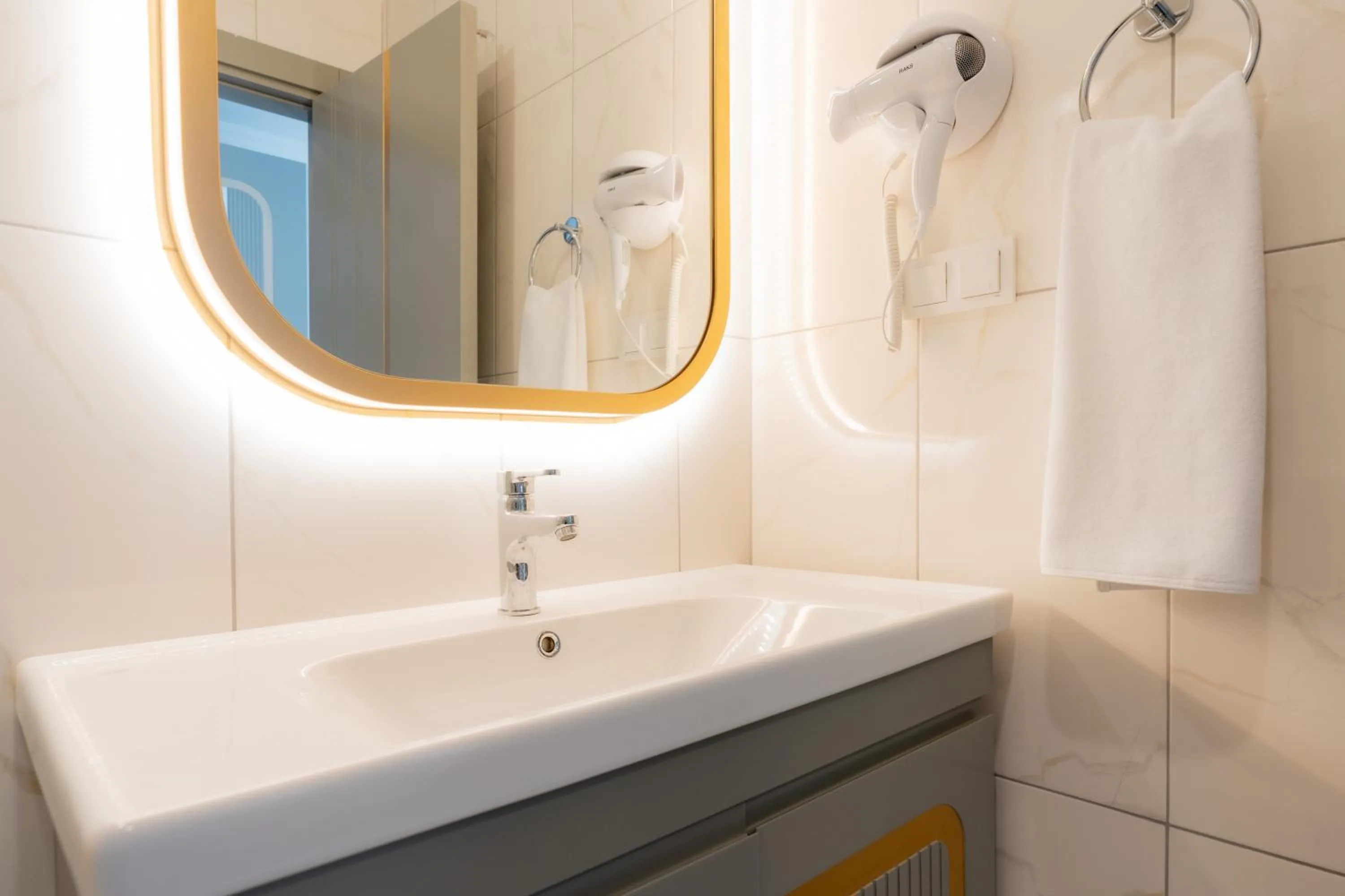 Bathroom in Gurses Life Hotel