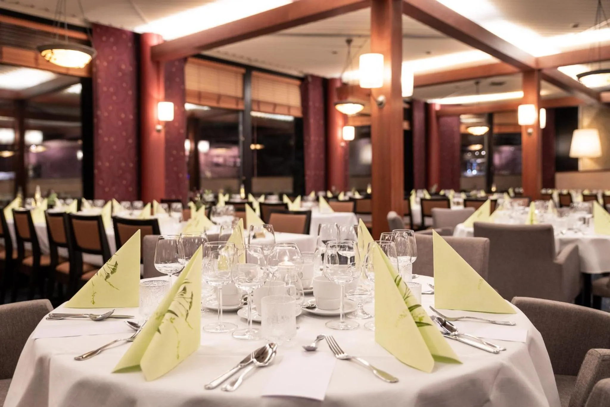 Restaurant/places to eat in Hotel Korpilampi