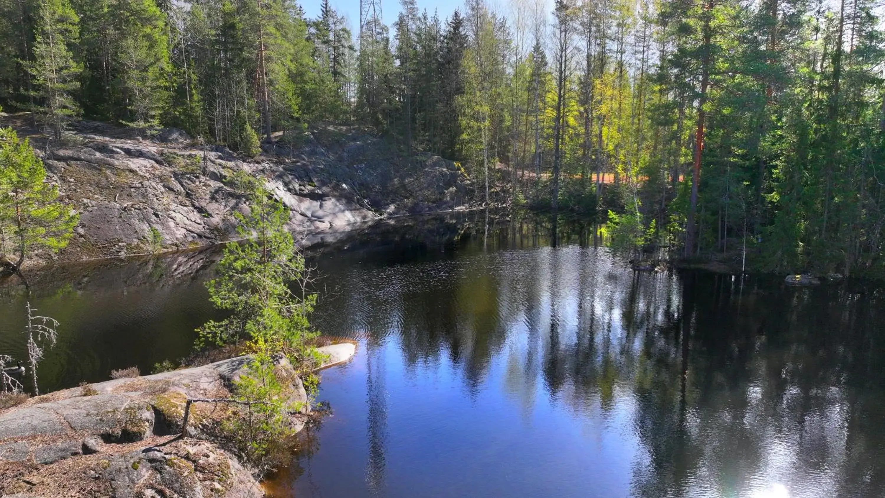 Comfort Twin Room With Lake View in Hotel Korpilampi Comfort Twin Room With Lake View in Hotel Korpilampi