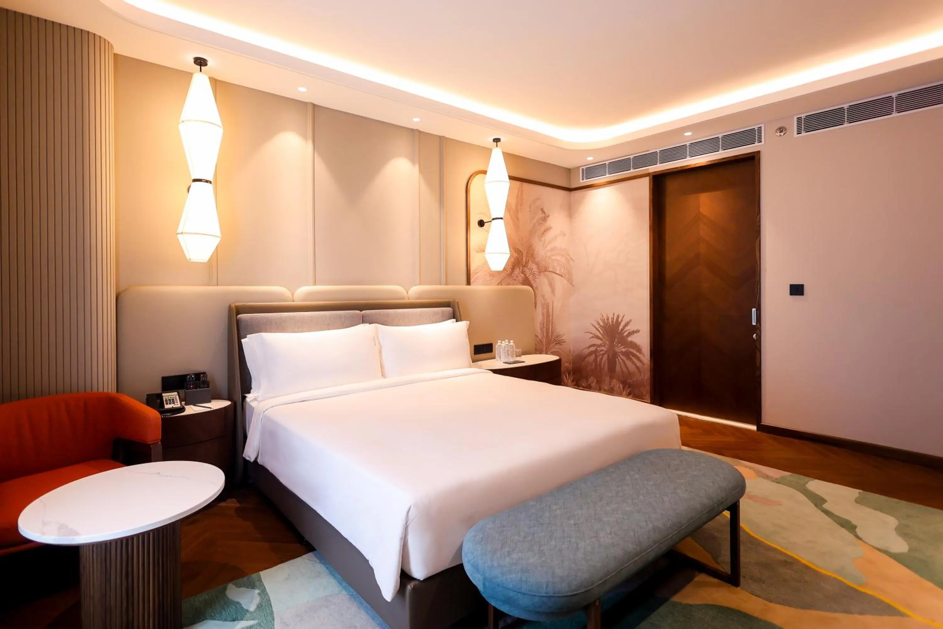 Bed in Holiday Inn New Delhi Mayur Vihar Noida by IHG