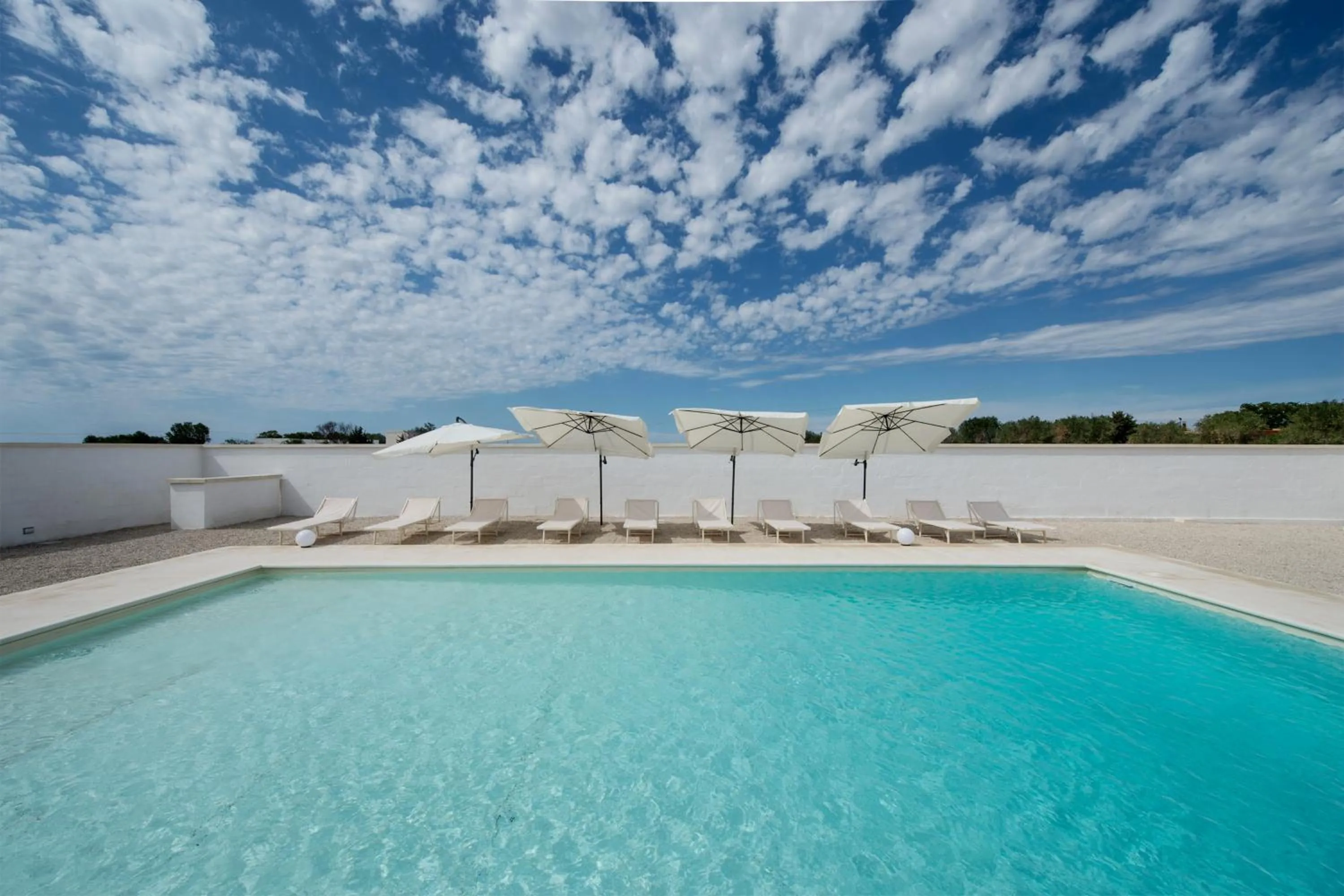 Swimming pool in Villa Lupia