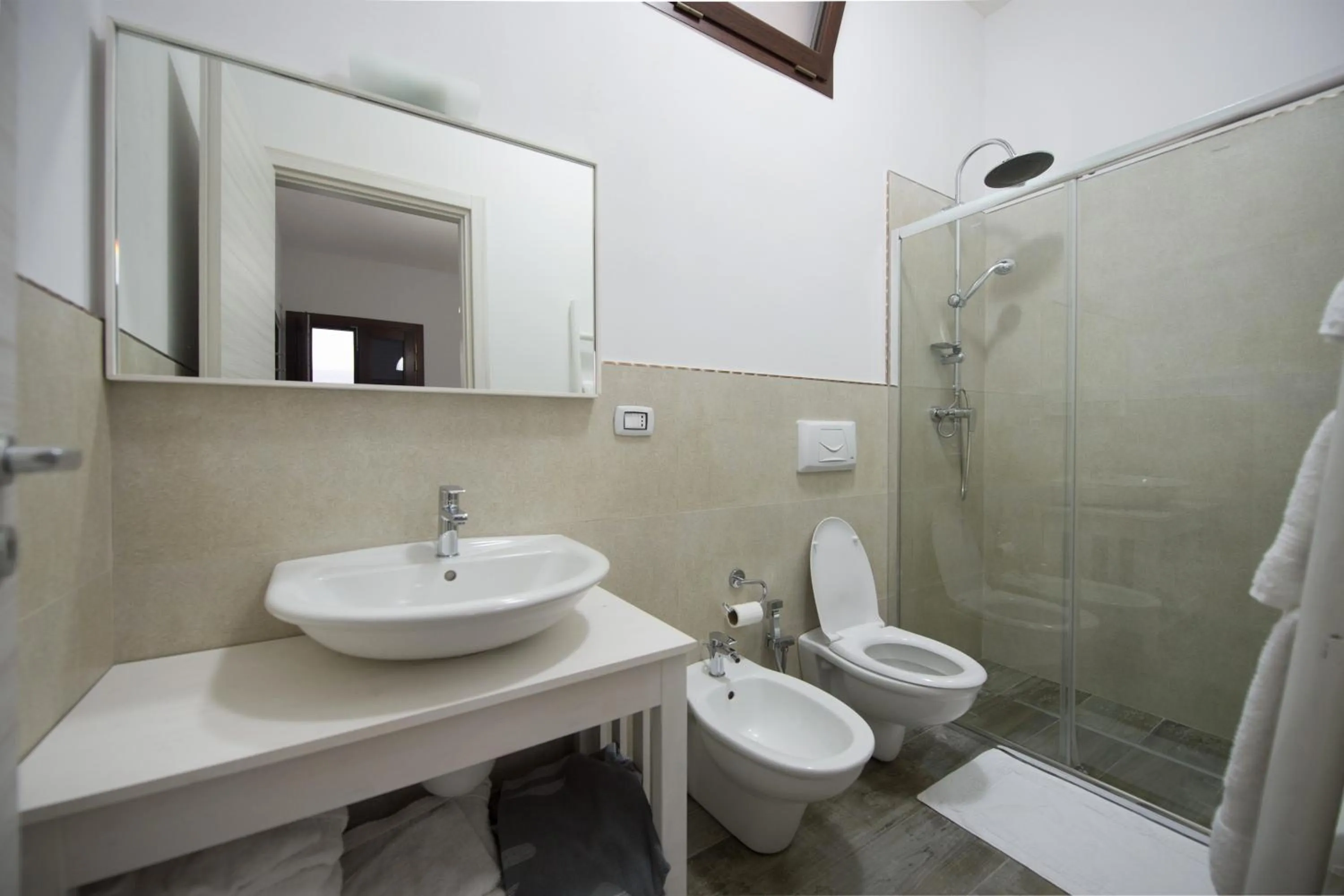 Shower in Villa Lupia