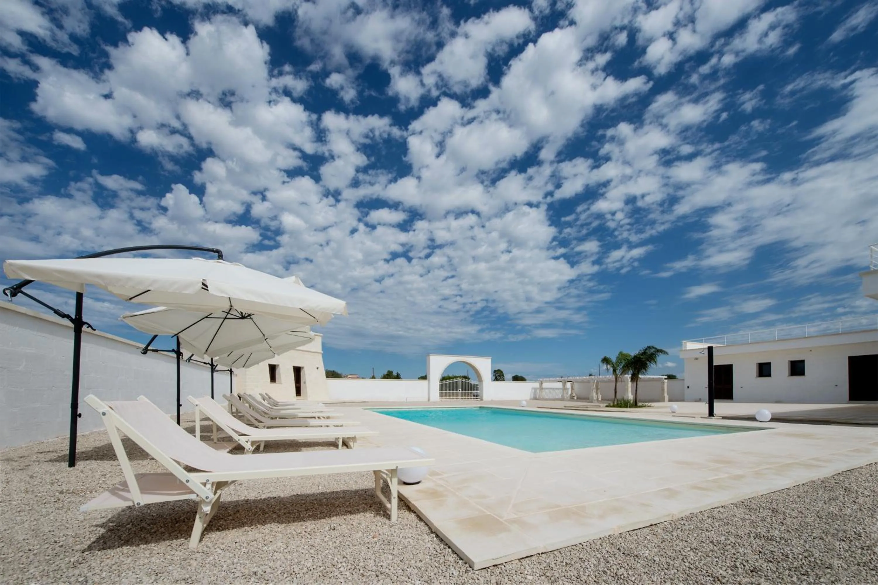 Swimming pool in Villa Lupia