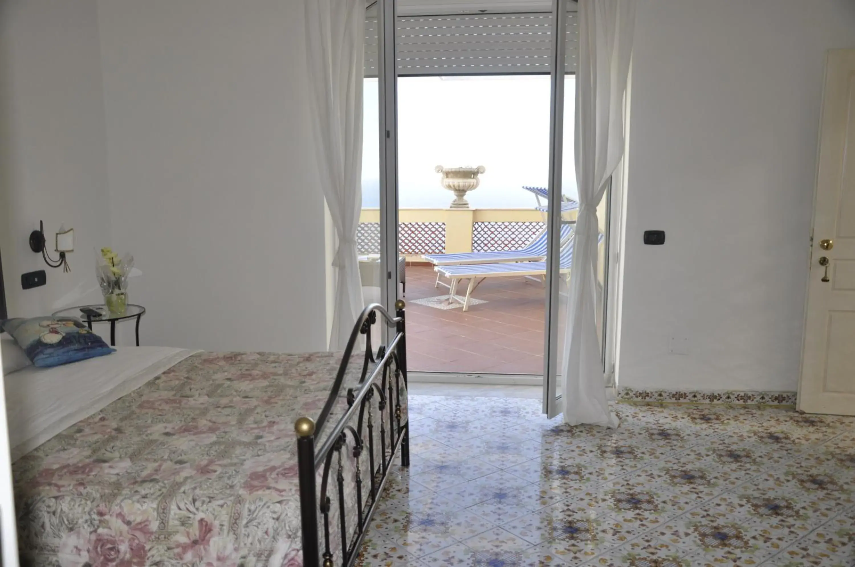 Superior Double Room with Sea View in Hotel Esperia Superior Double Room with Sea View in Hotel Esperia