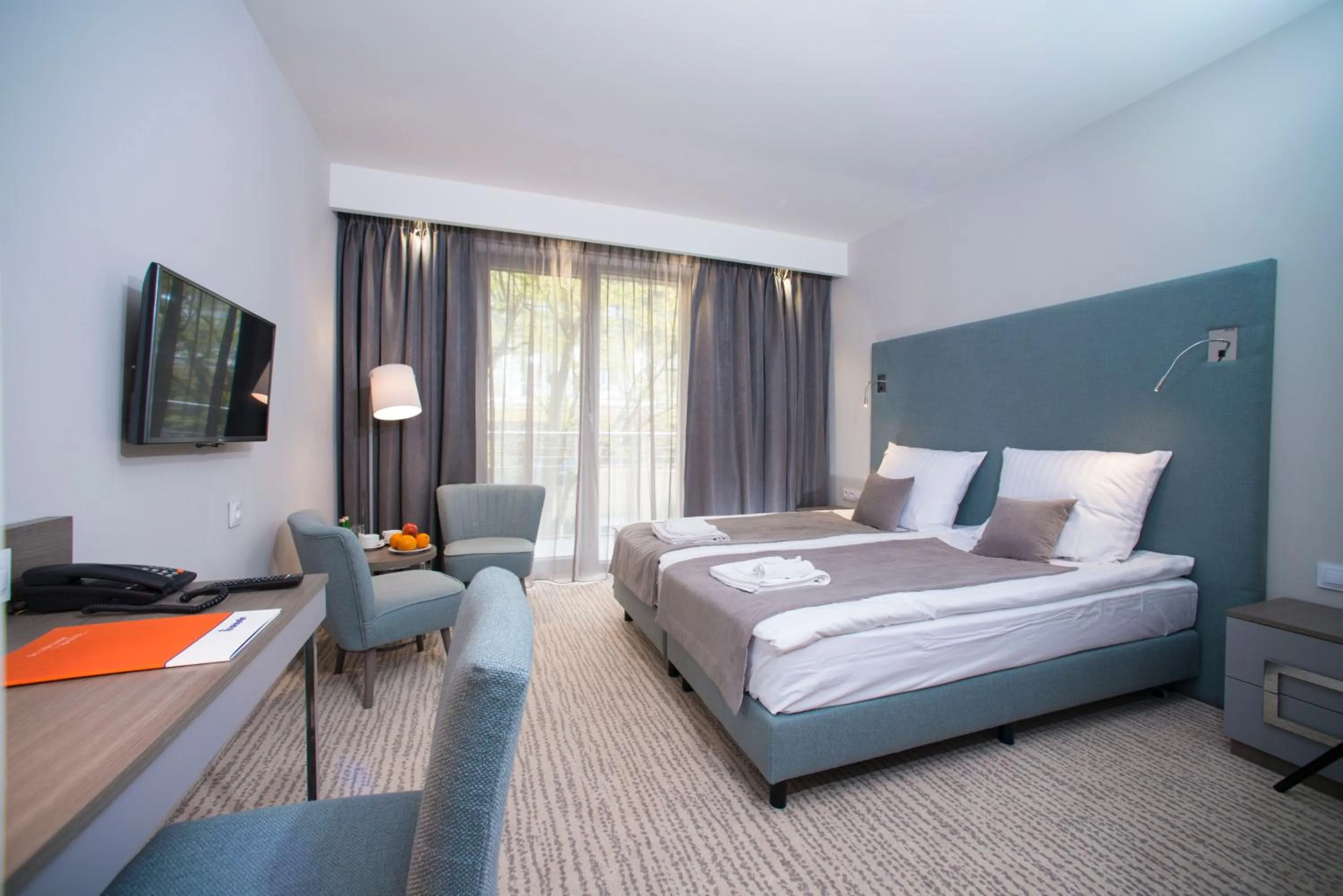 TV and multimedia, Bed in SeaPark Hotel Wellness & Spa