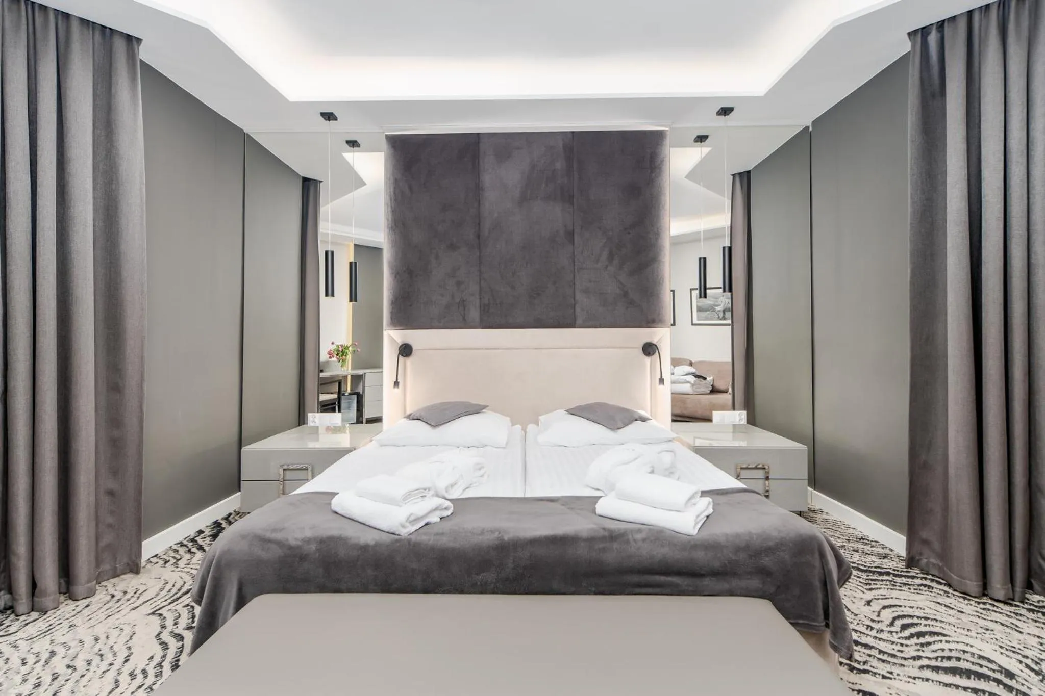 Bed in SeaPark Hotel Wellness & Spa