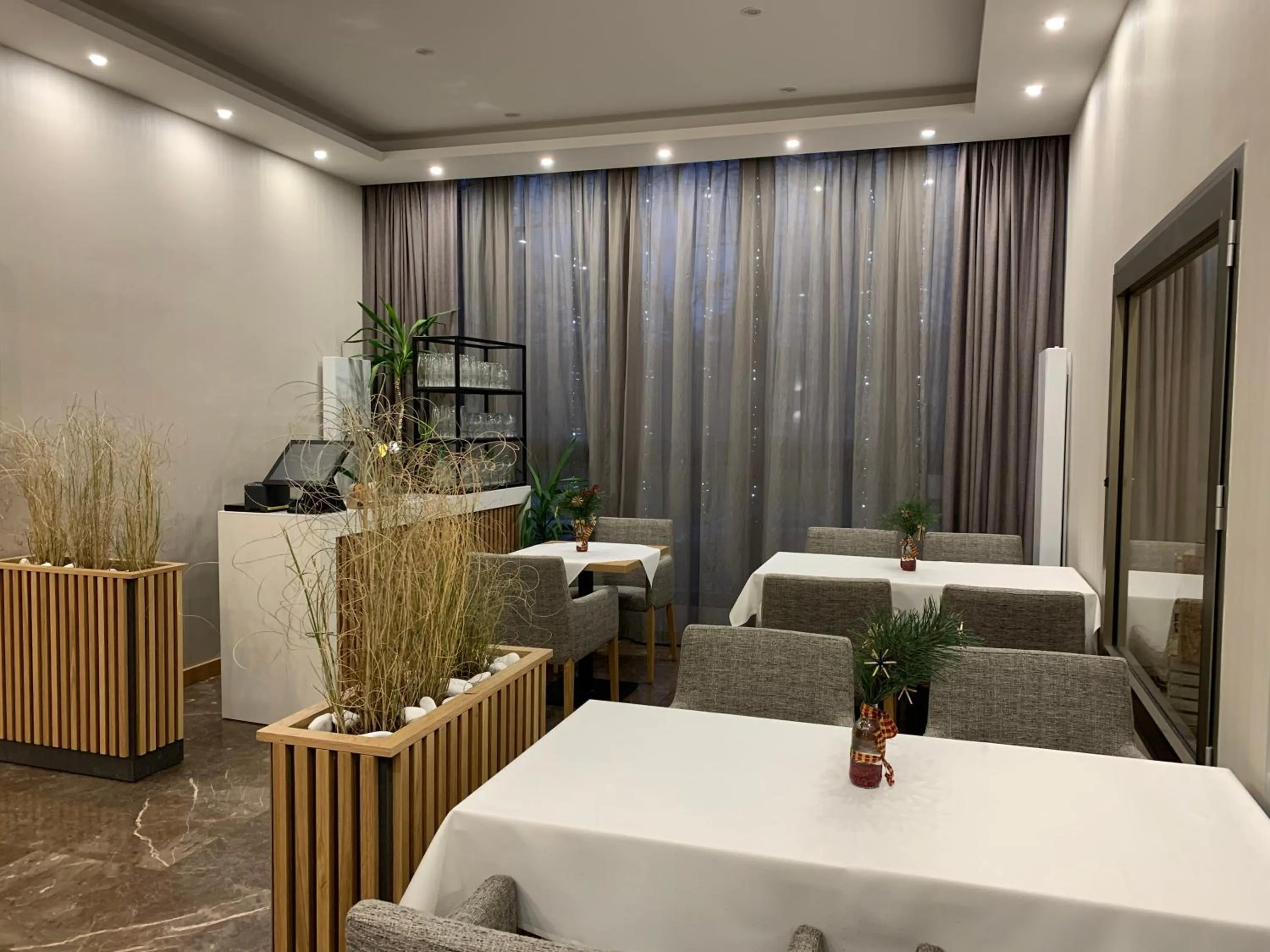 Restaurant/places to eat in SeaPark Hotel Wellness & Spa