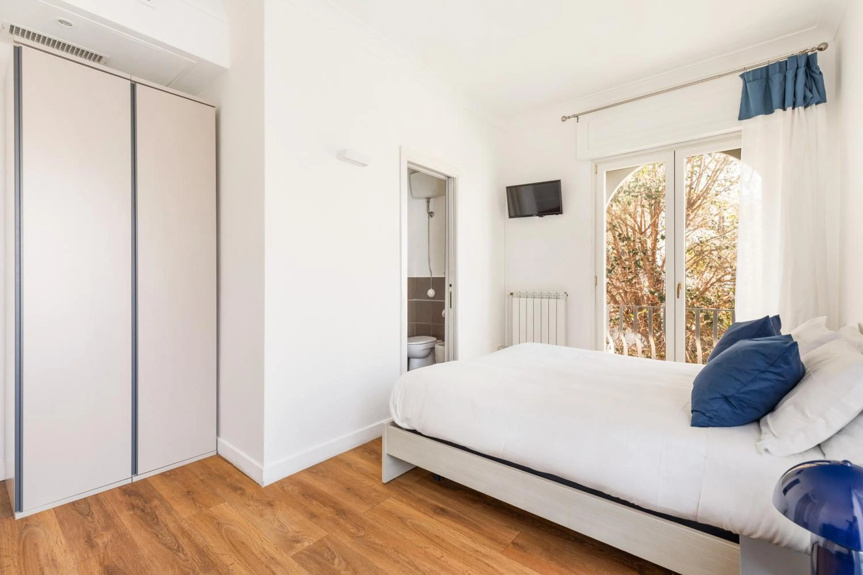 Bed in YourHome - Villa Sorrento