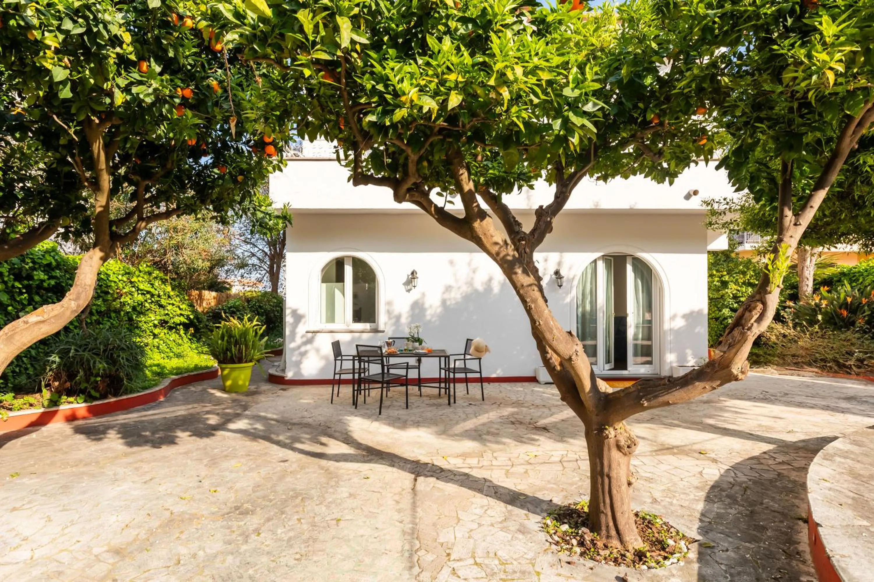 Garden in YourHome - Villa Sorrento