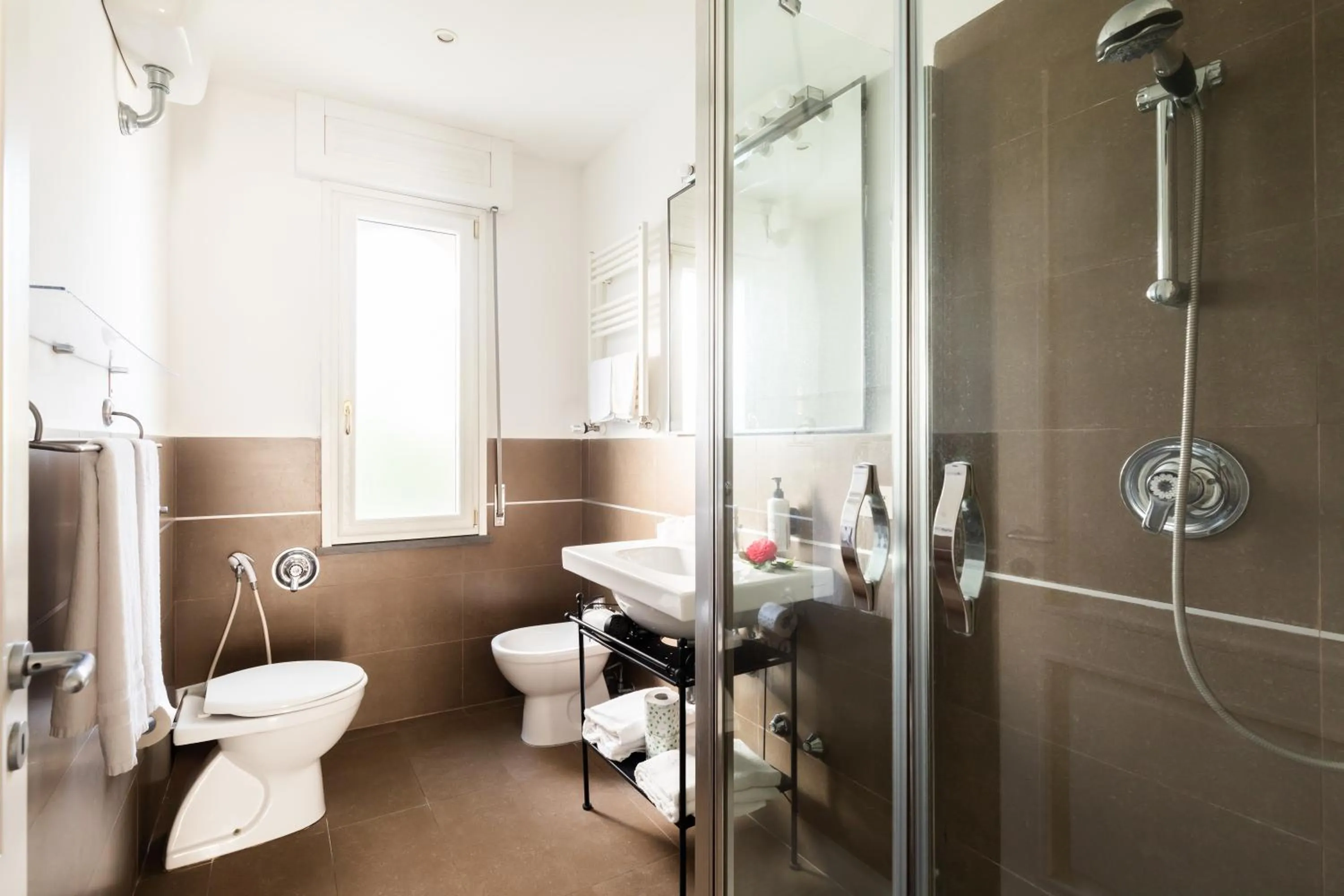 Shower in YourHome - Villa Sorrento