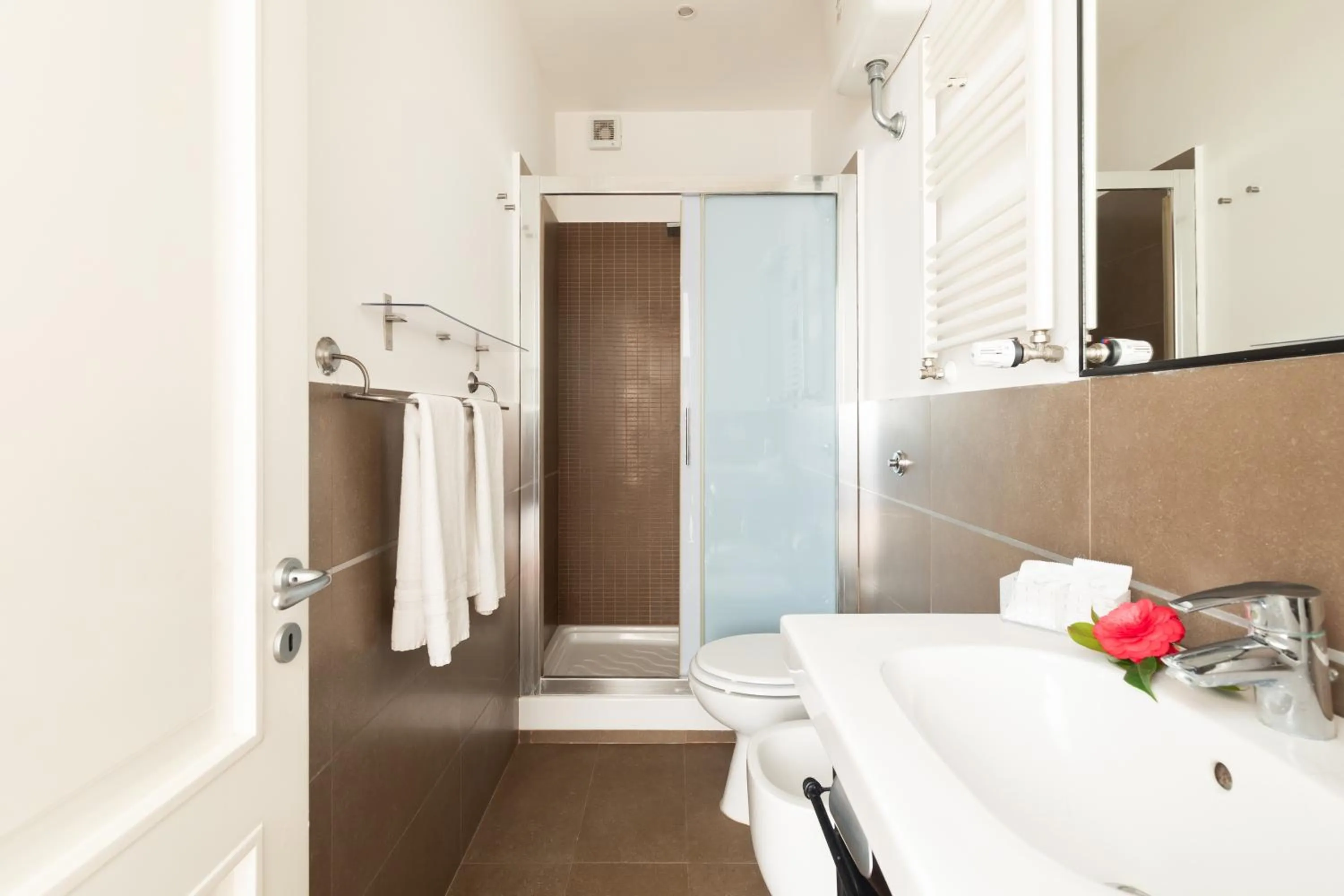 Shower in YourHome - Villa Sorrento