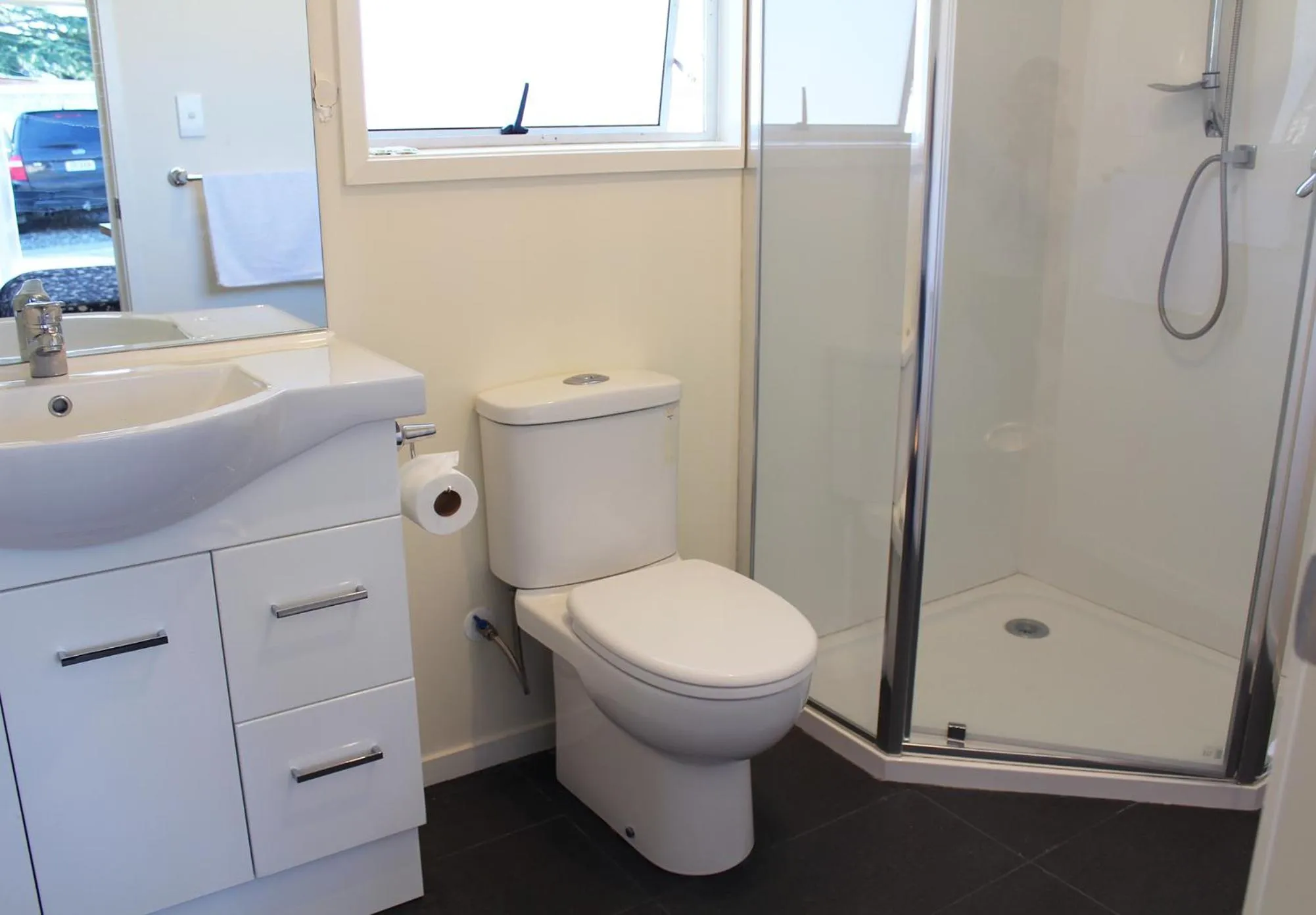 Shower in Twin Coast Adventures