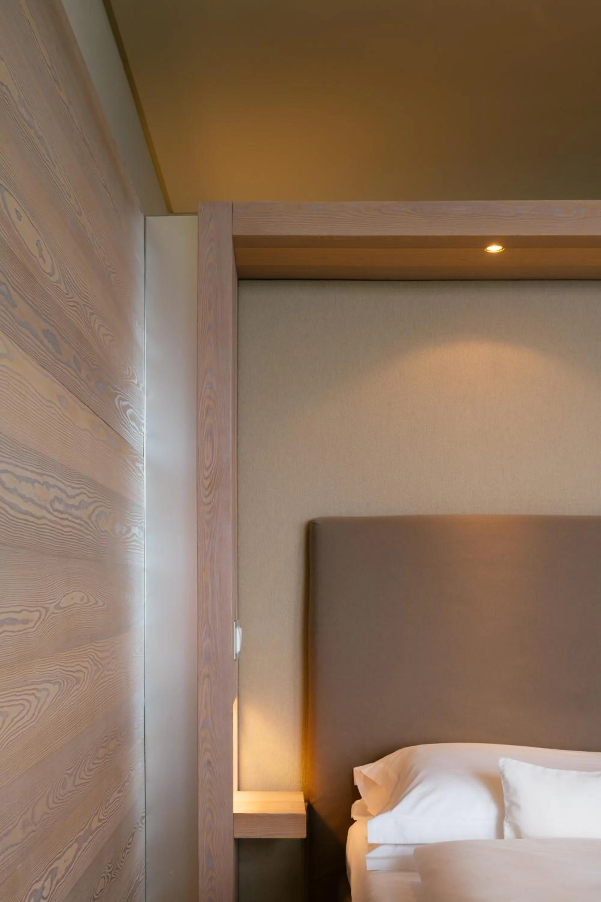 Bed in Vigilius Mountain Resort