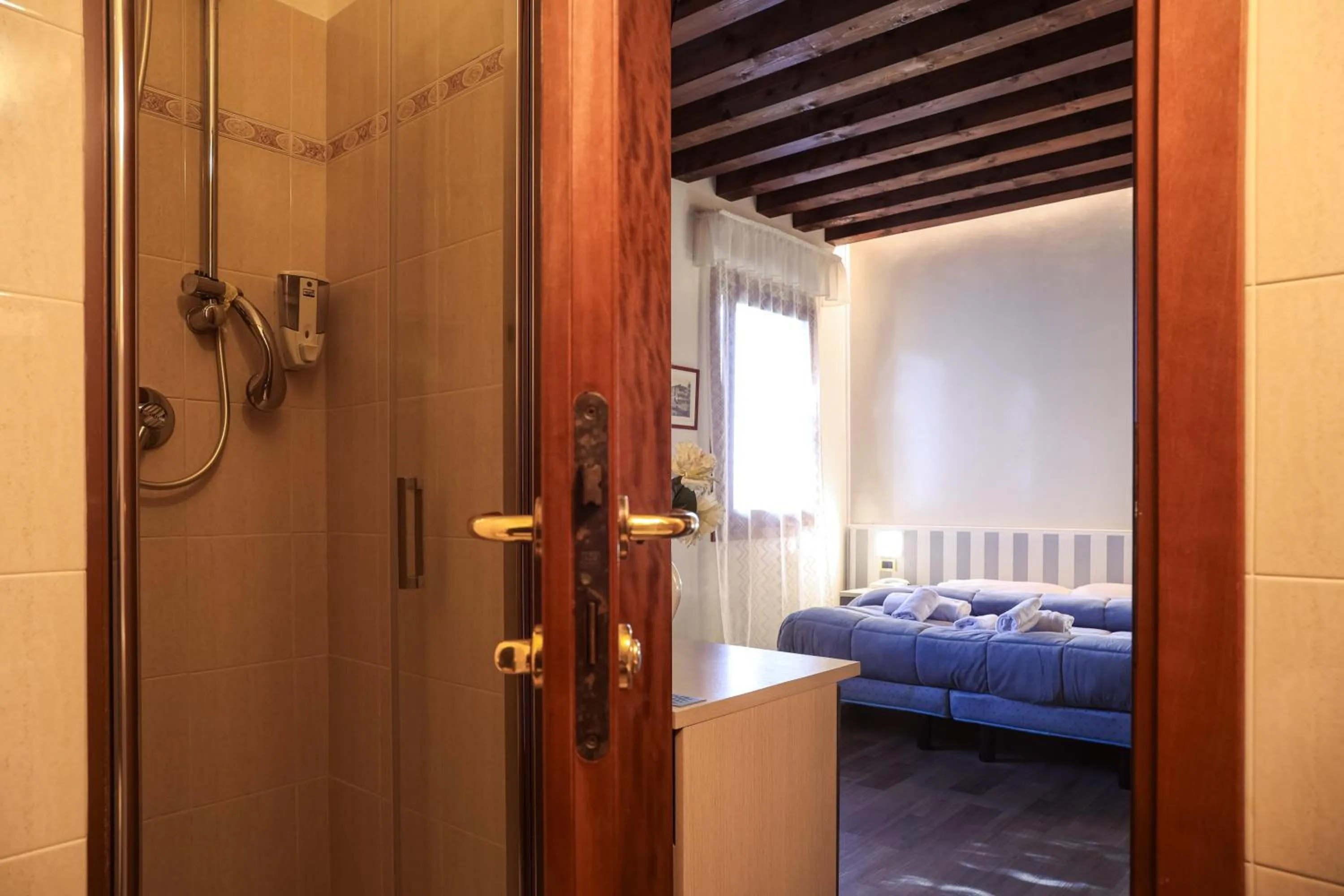 Bed in Hotel Villa Sara