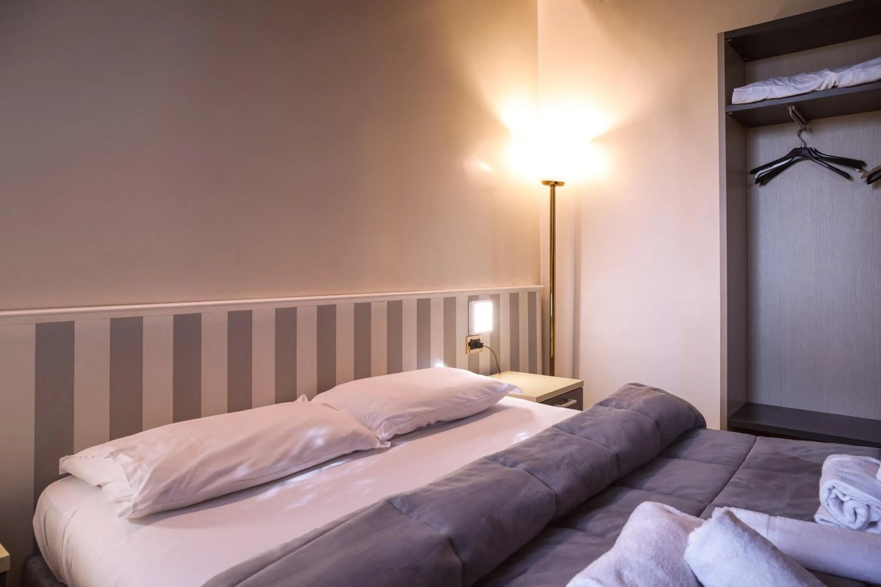 Bed in Hotel Villa Sara