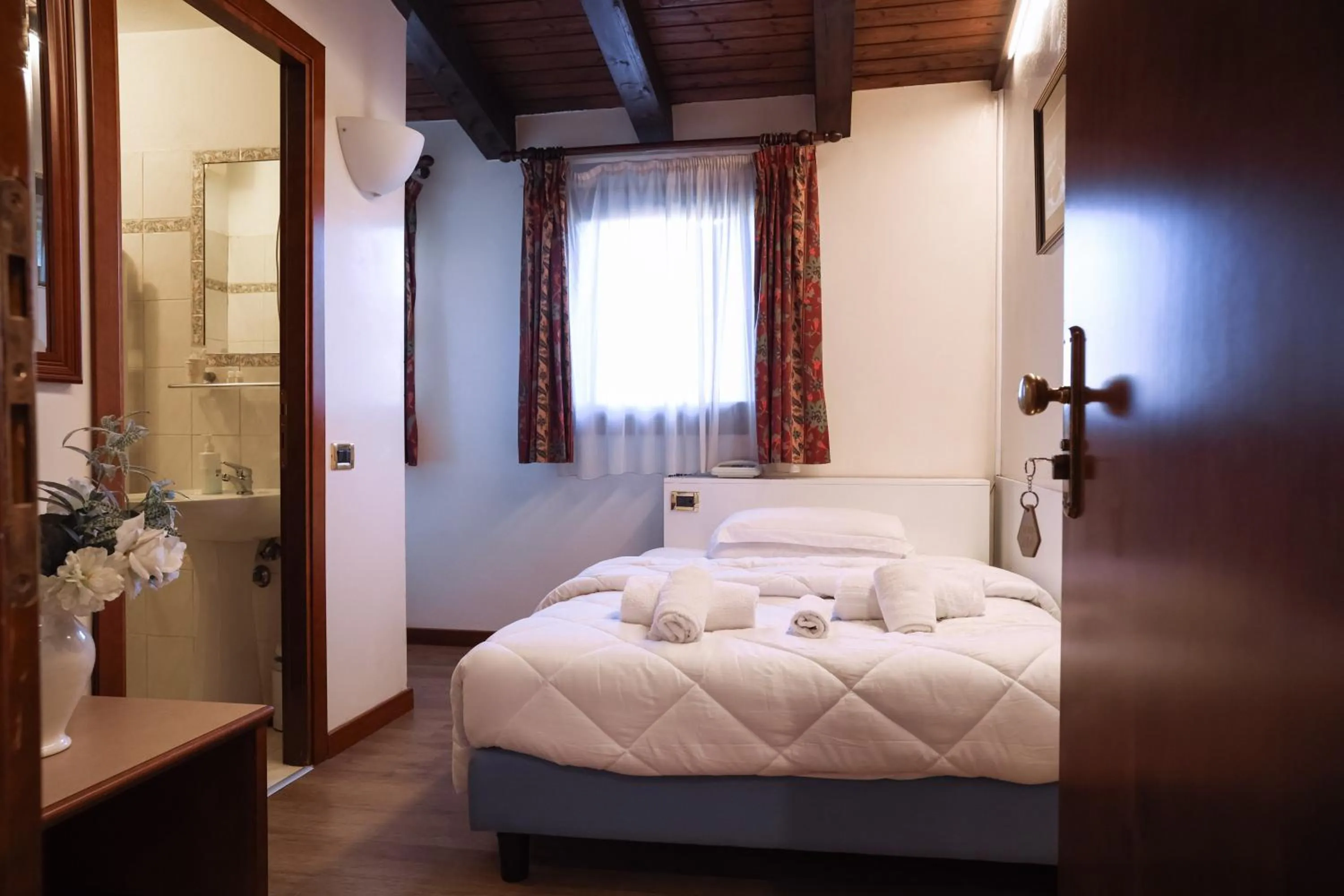 Bed in Hotel Villa Sara