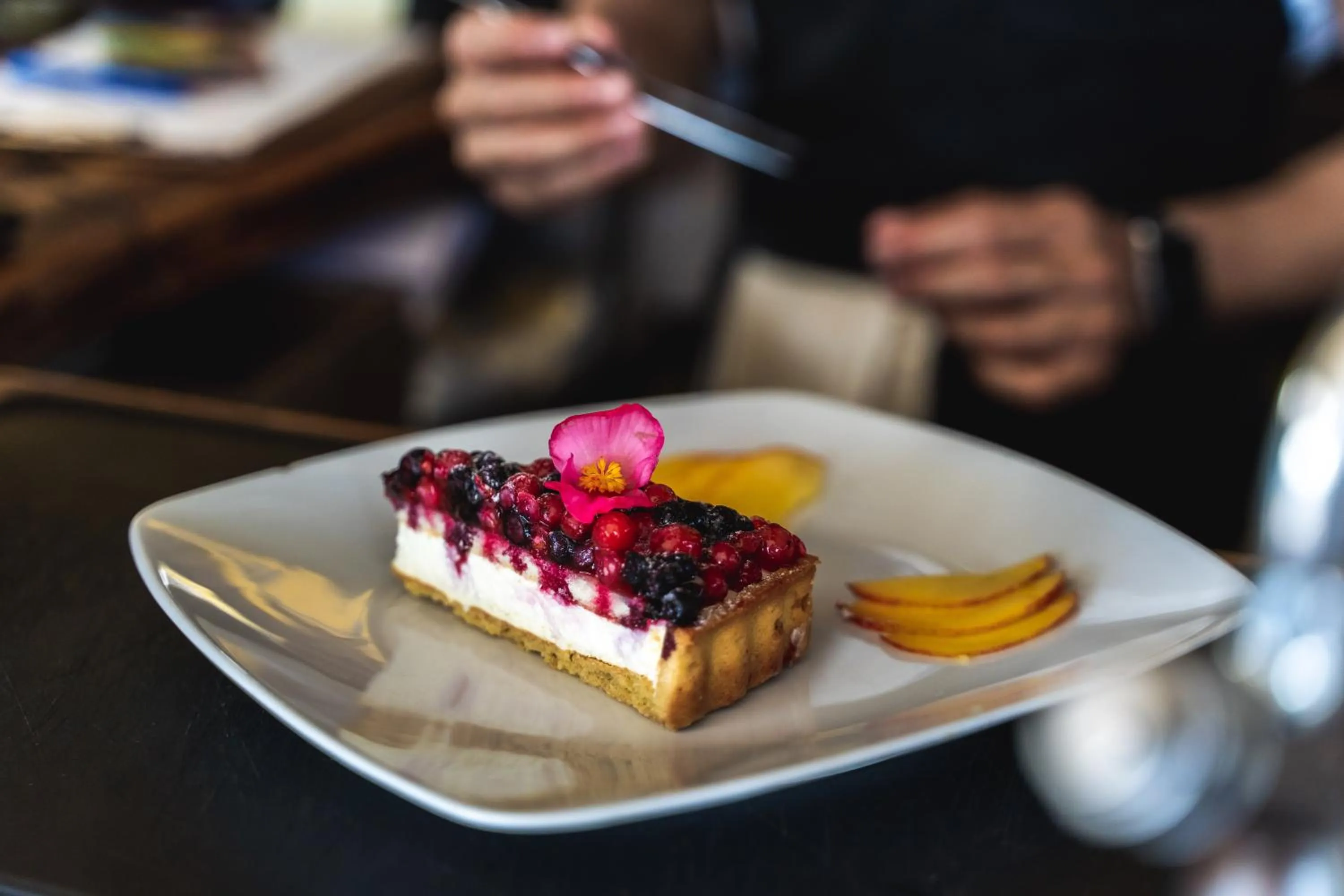 Restaurant/places to eat in Hotel Villa Sara