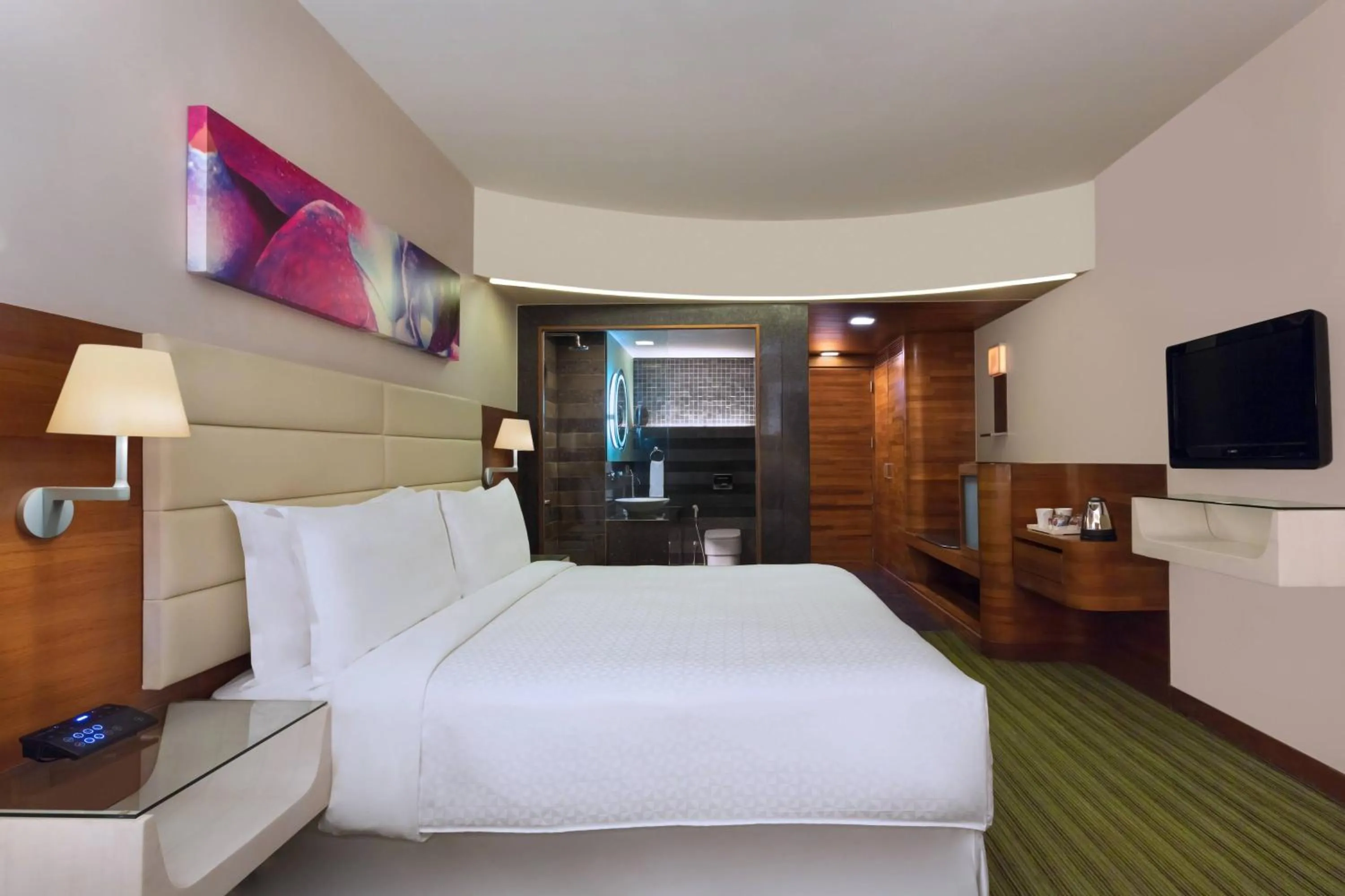 Photo of the whole room, Bed in Four Points By Sheraton Visakhapatnam