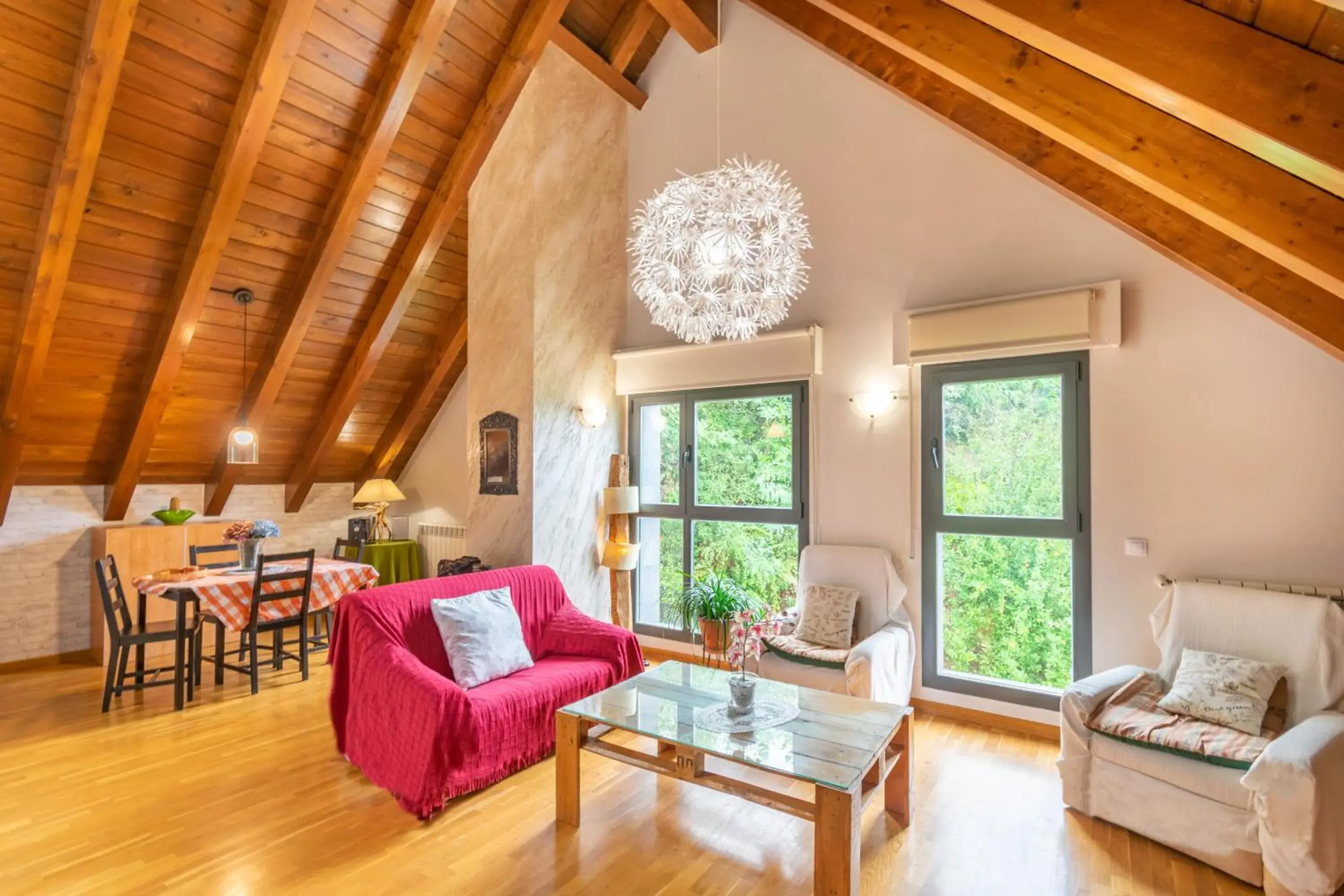 Apartment in Casa Ferran, amplias habitaciones y apartamentos de montaña Apartment in Casa Ferran, amplias habitaciones y apartamentos de montaña