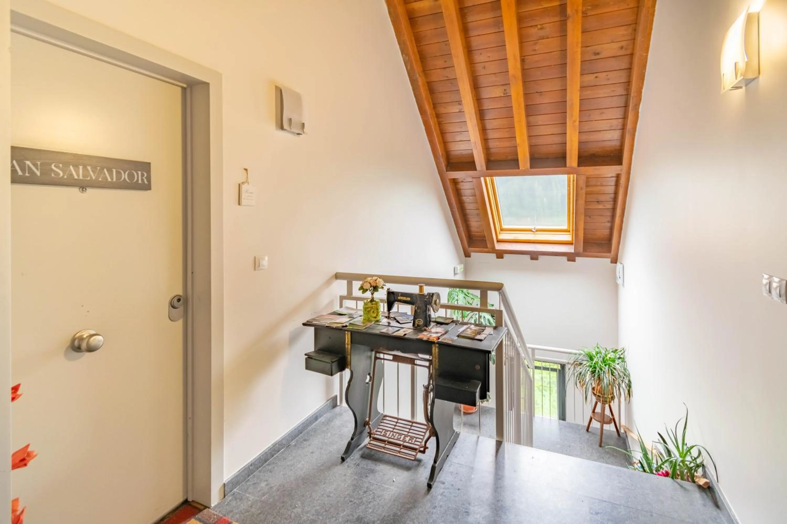 Area and facilities in Casa Ferran, amplias habitaciones y apartamentos de montaña