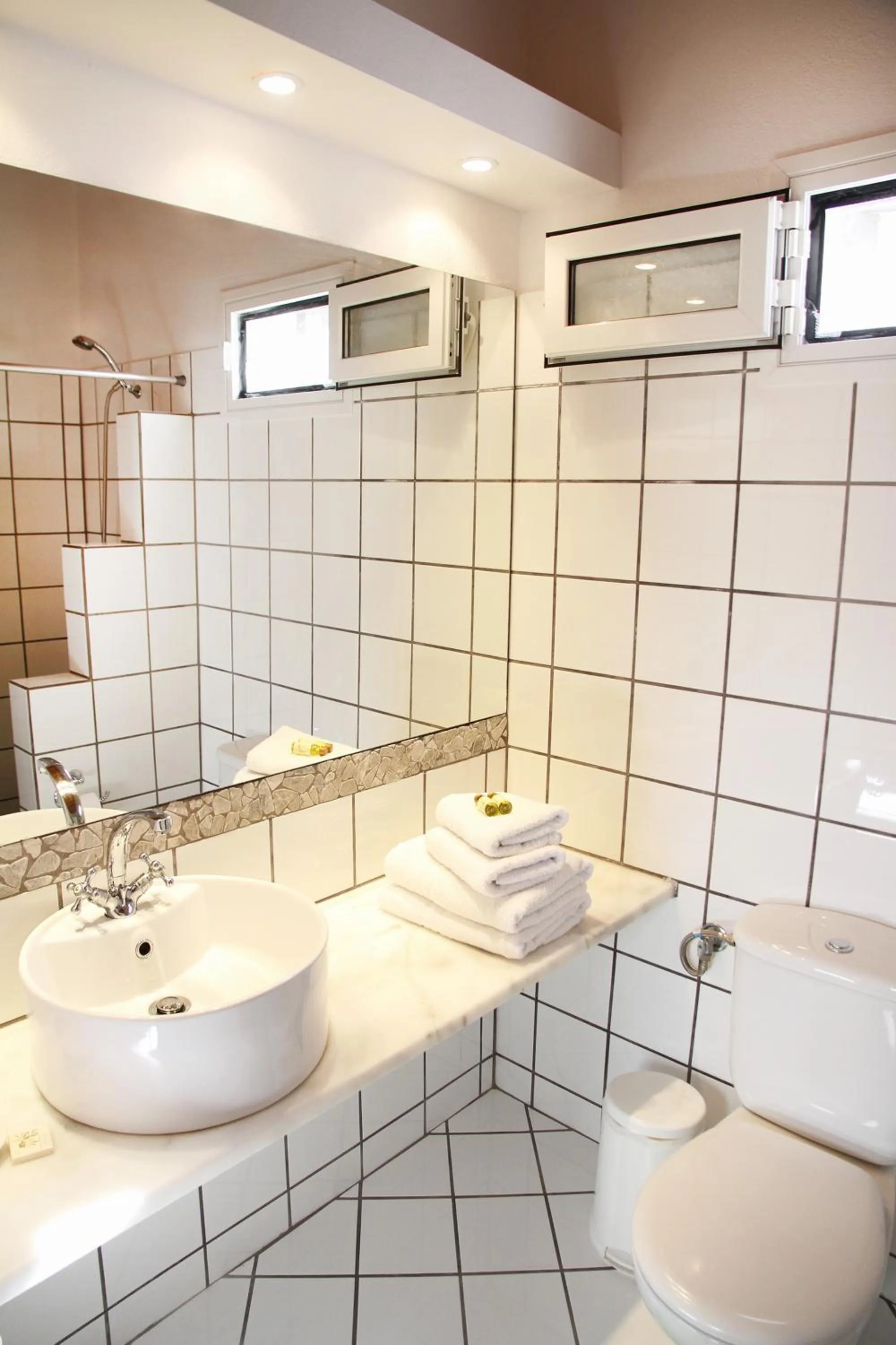 Bathroom in Skiathos Holidays Suites & Villas