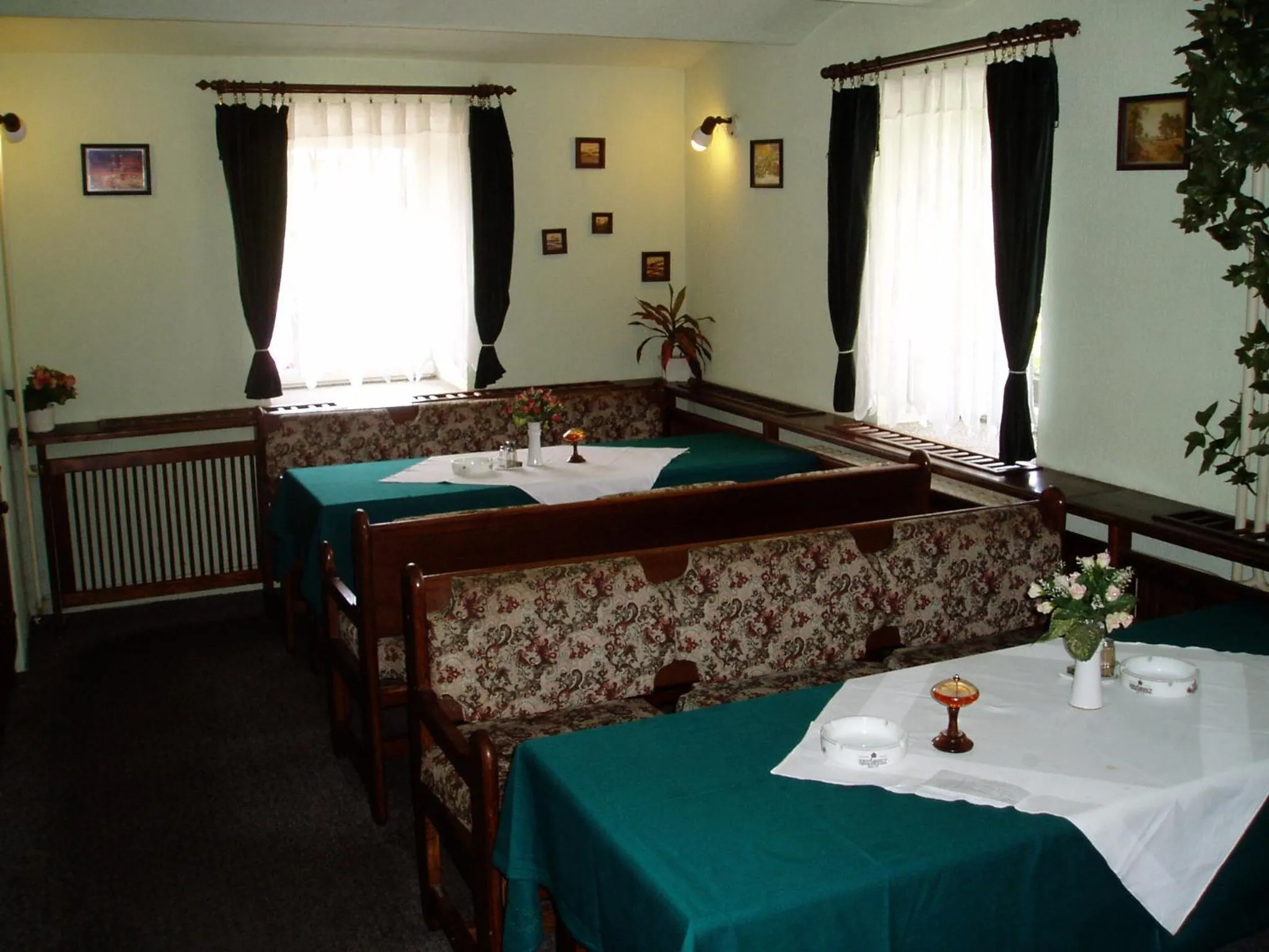 Restaurant/places to eat in Hotel-Penzion Johanka
