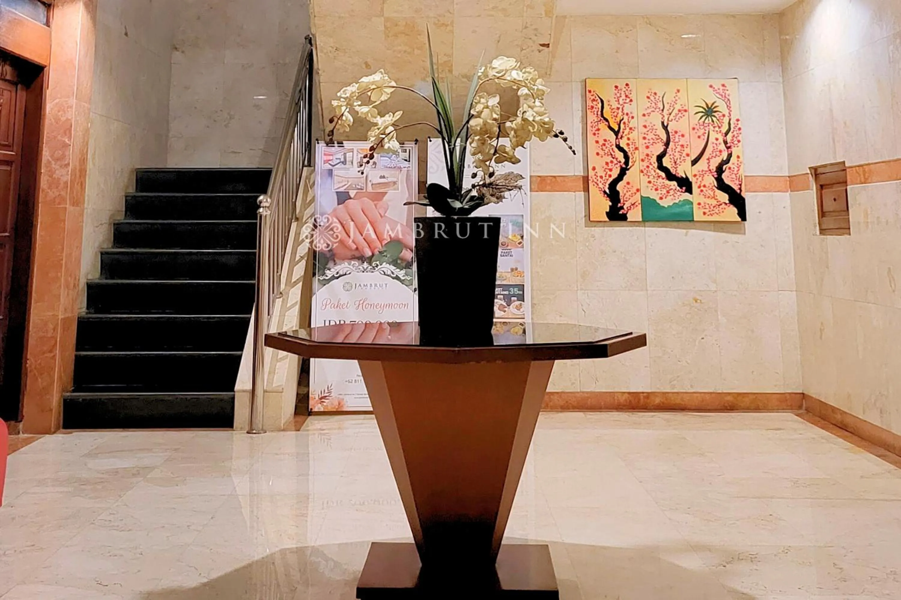 Area and facilities in Jambrut Inn