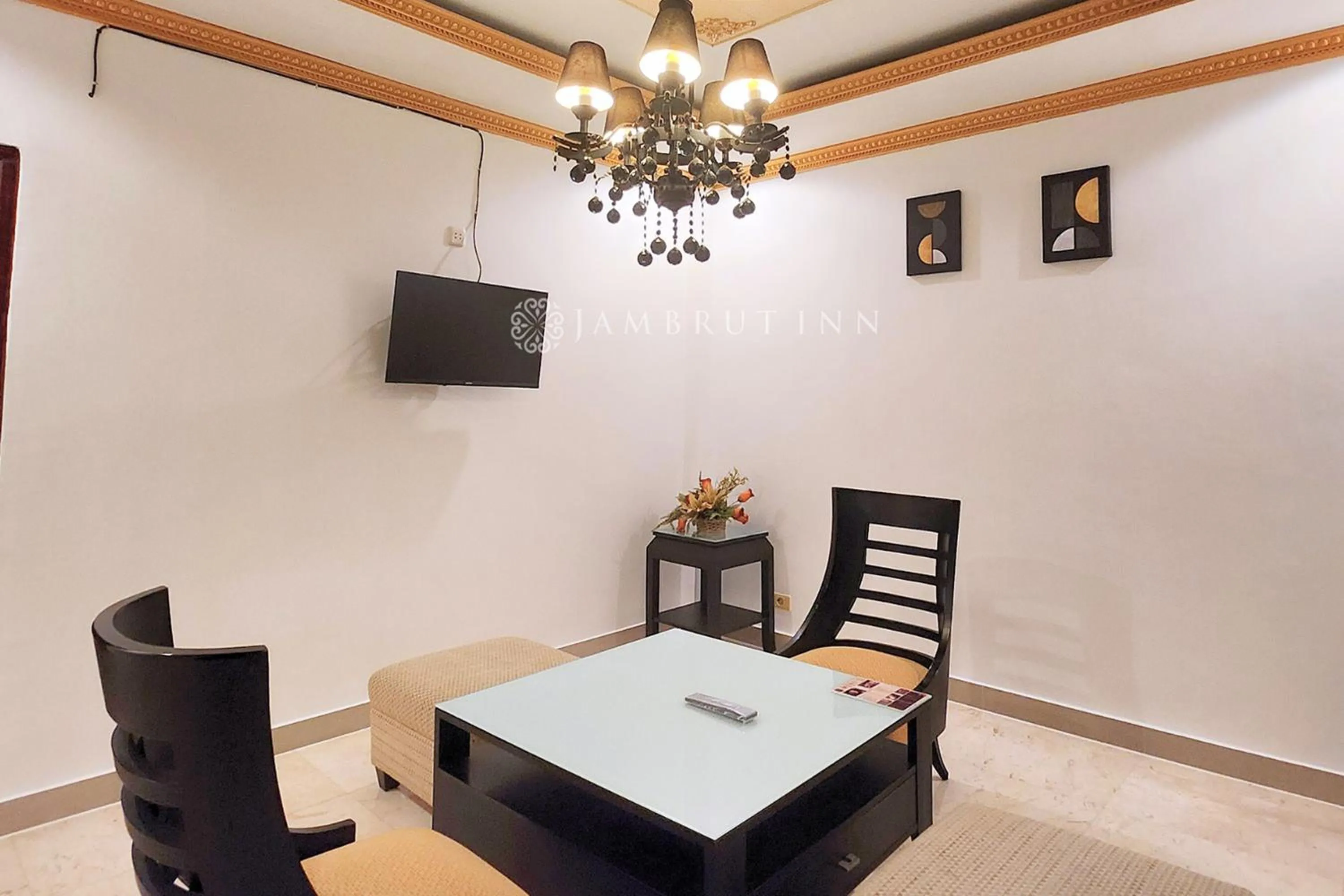 Area and facilities in Jambrut Inn